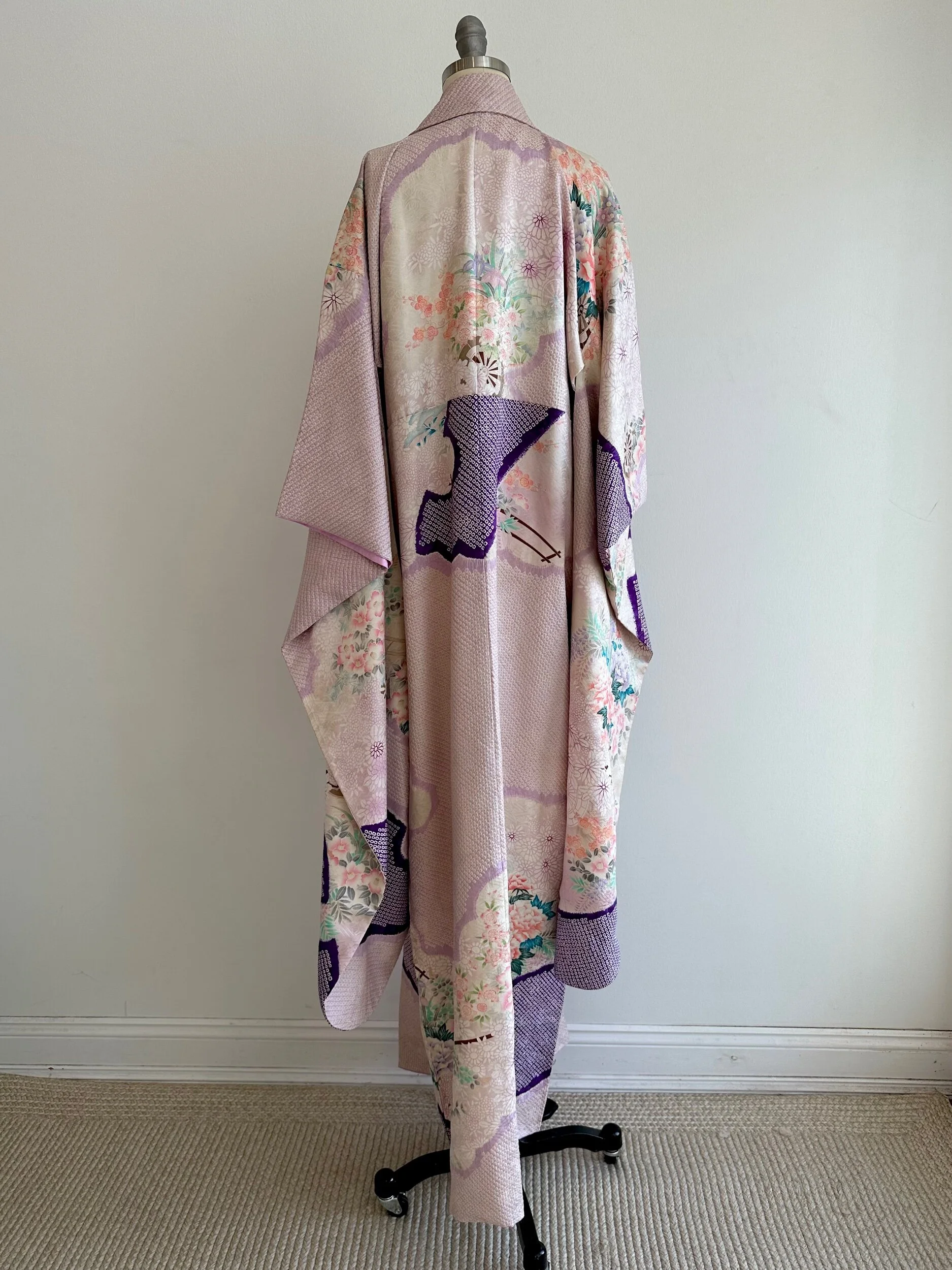 15439891-A31B-4EFB-BA5F-0894D553C0DD