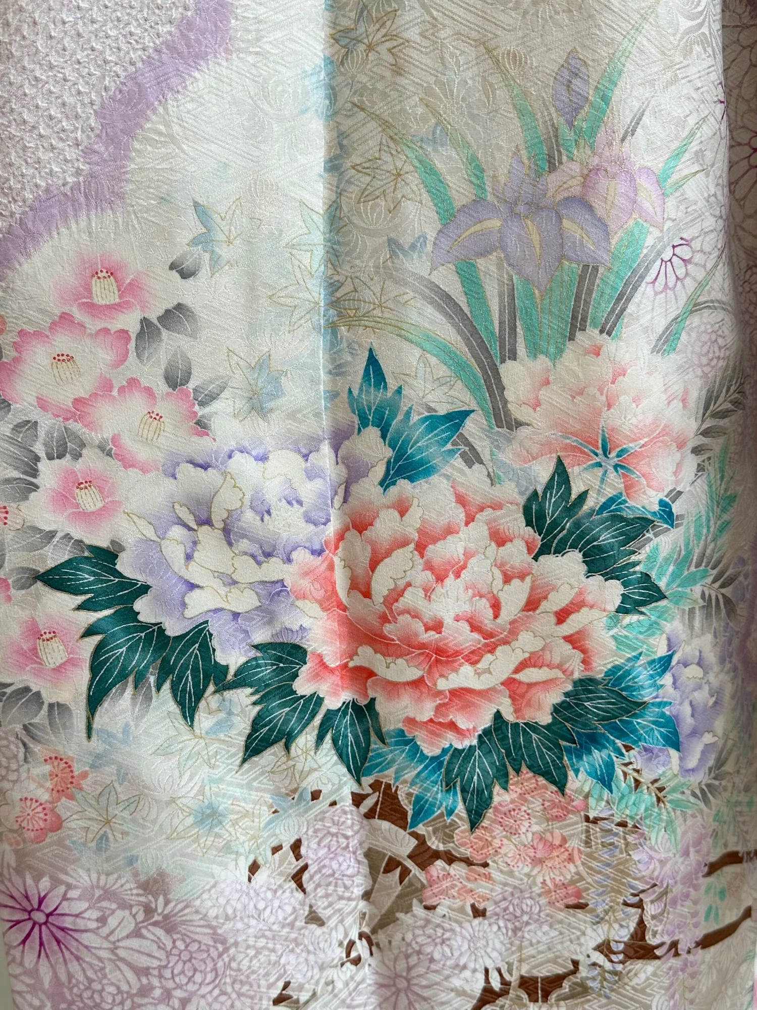 Vintage Purple Kimono with Floral Scene — Miranda's Vintage Bridal