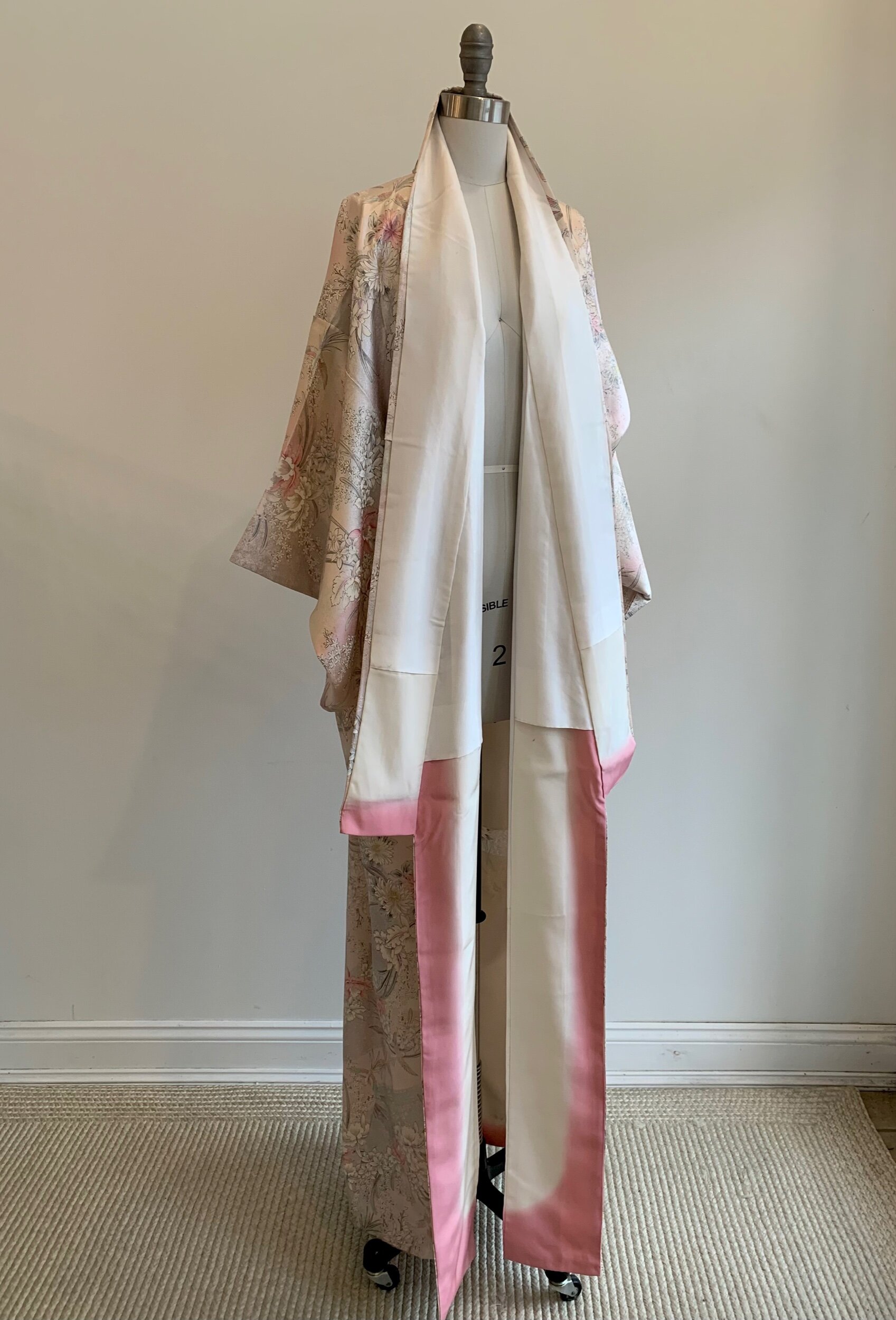 B69389AF-7327-46F8-876E-2A89676FAB6F