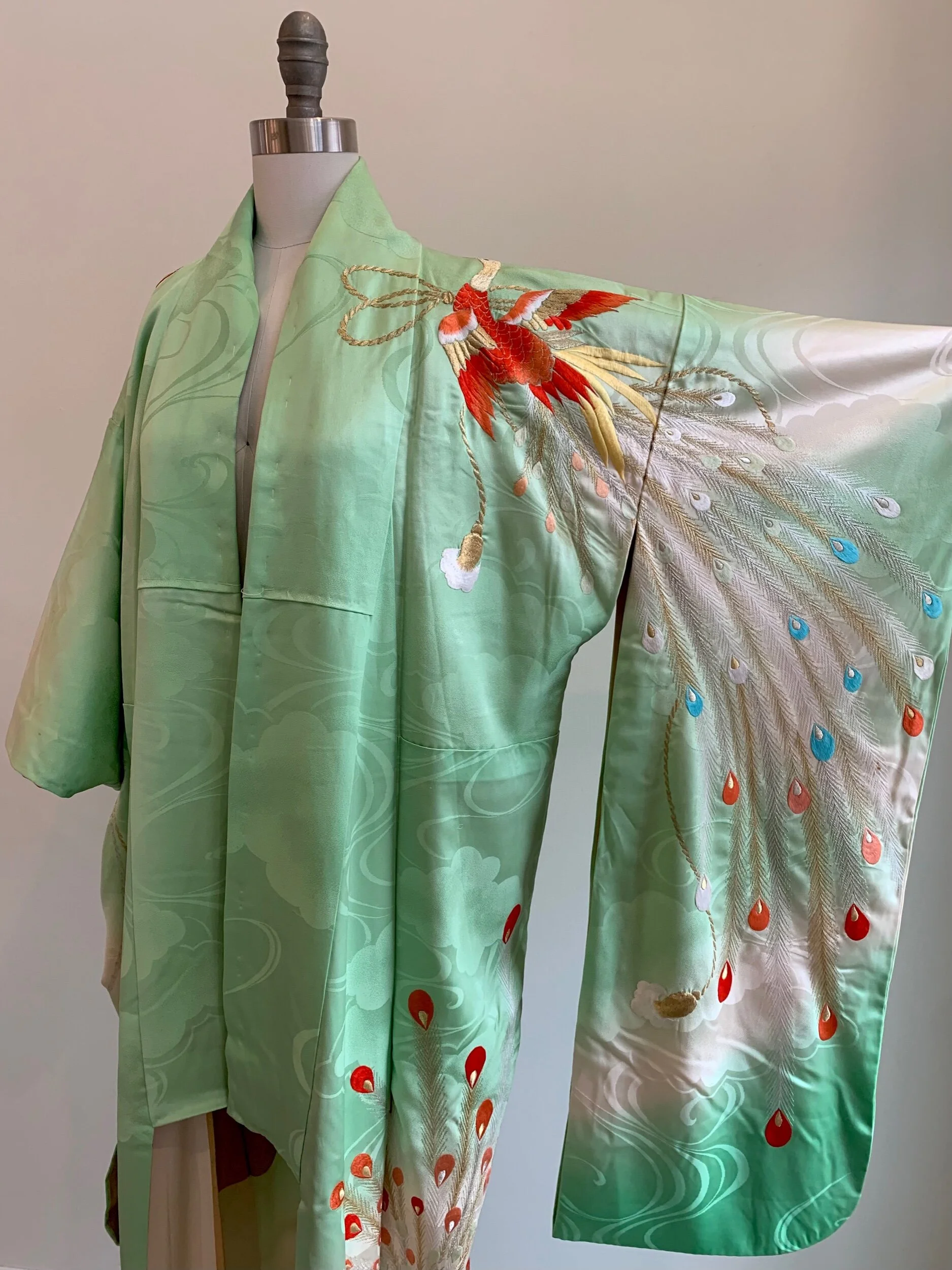 EE180A72-76B1-4270-881C-963DF7F23A74