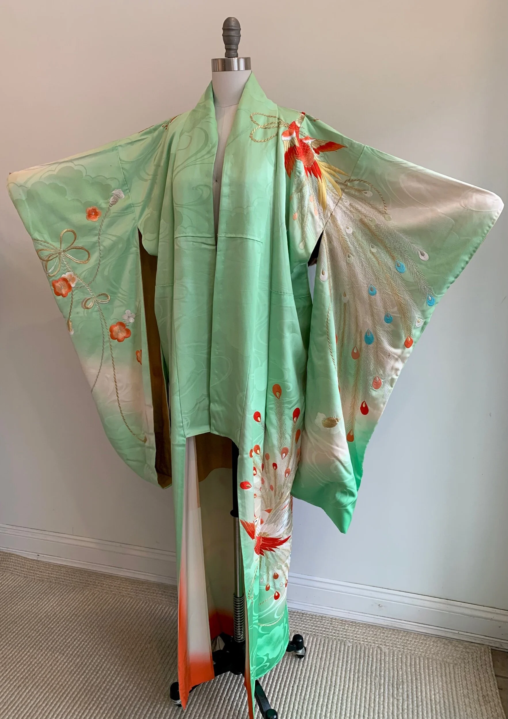 F541D2F7-74E9-4939-8C27-1870D73BFA08