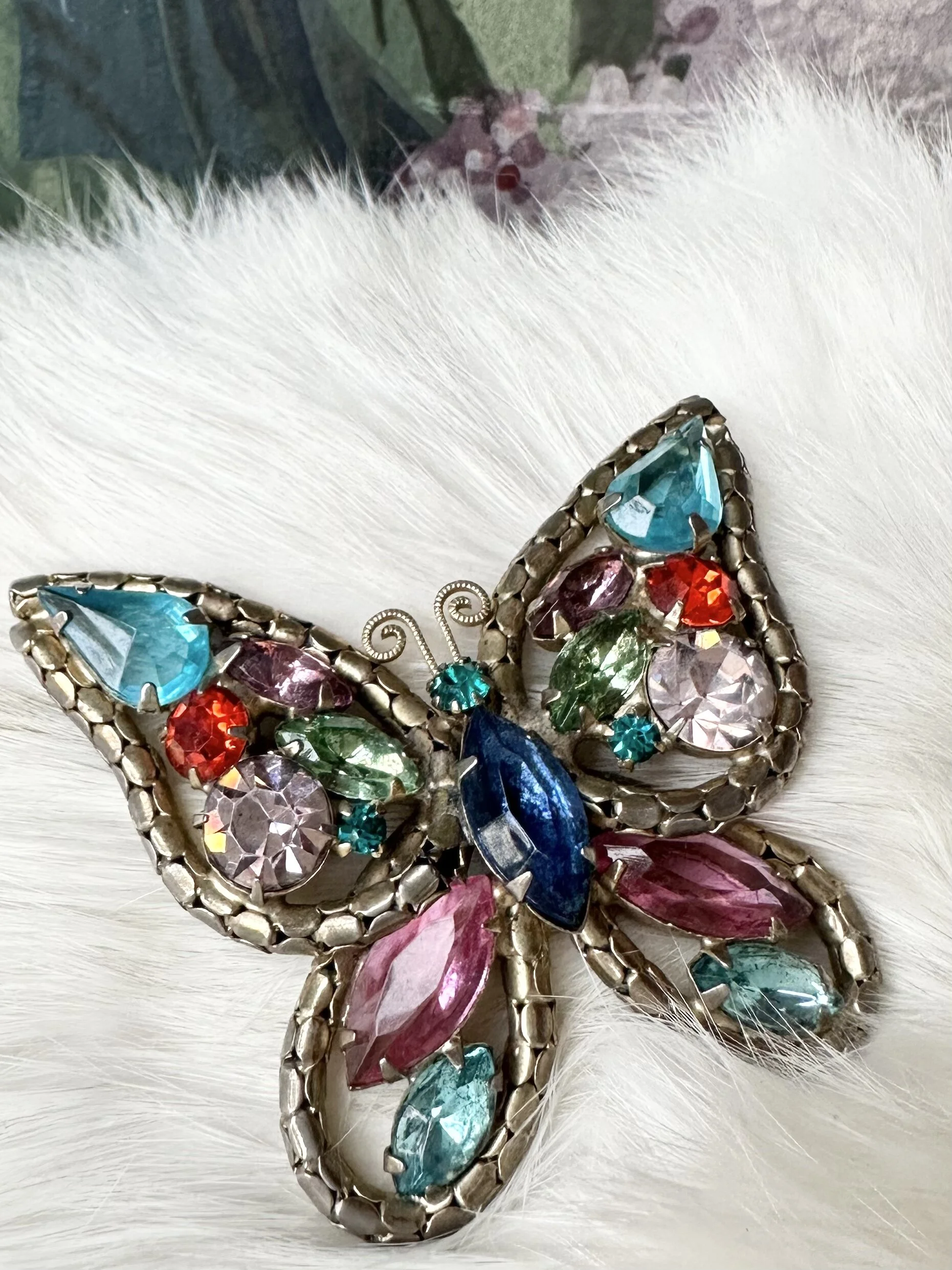 6A7B66D7-942A-431D-B7EE-2EA963FC77C4