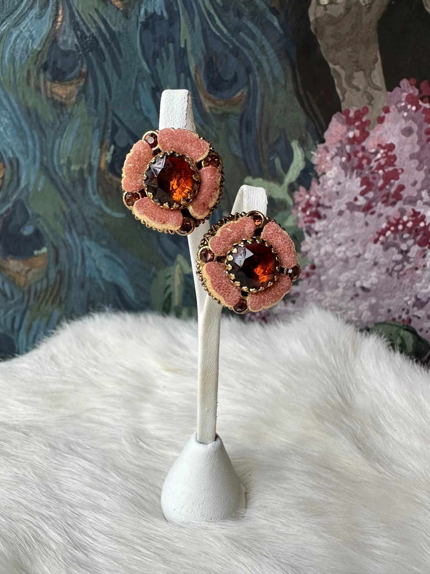 ◆VINTAGE HOLLYWOOD◆ Petal Ribbon Earrings VH2435EA006M Paparazzi ♥ Petal Power - Rose Gold ♥ Earrings