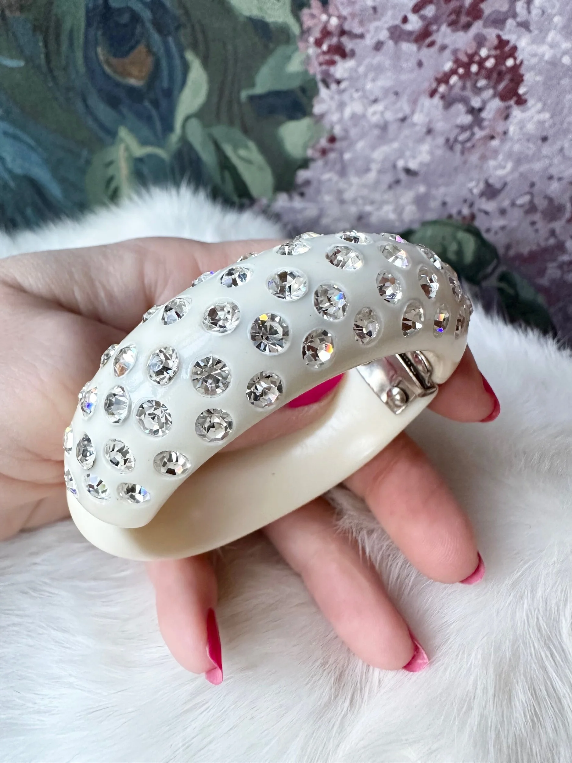 C2BD00E2-F35D-4B6A-9B01-0E3744CD8B06