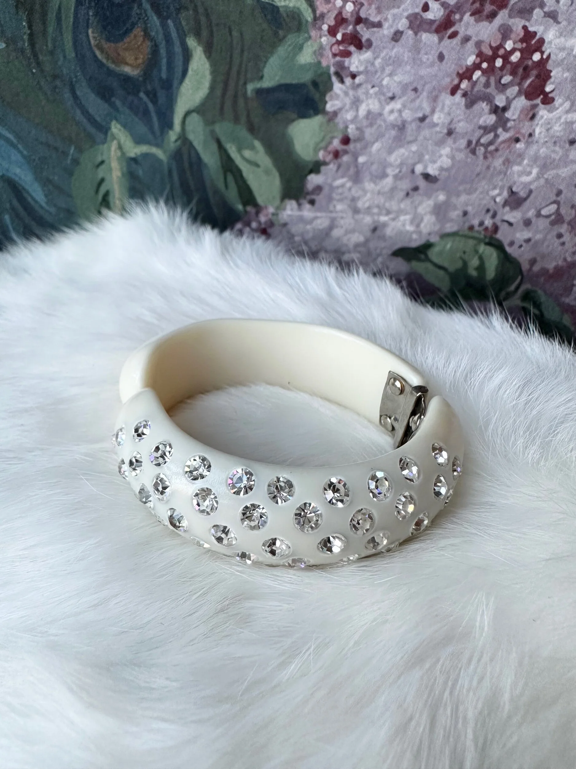 5CF450CE-C11F-4F1E-A518-5986D3E6FF47