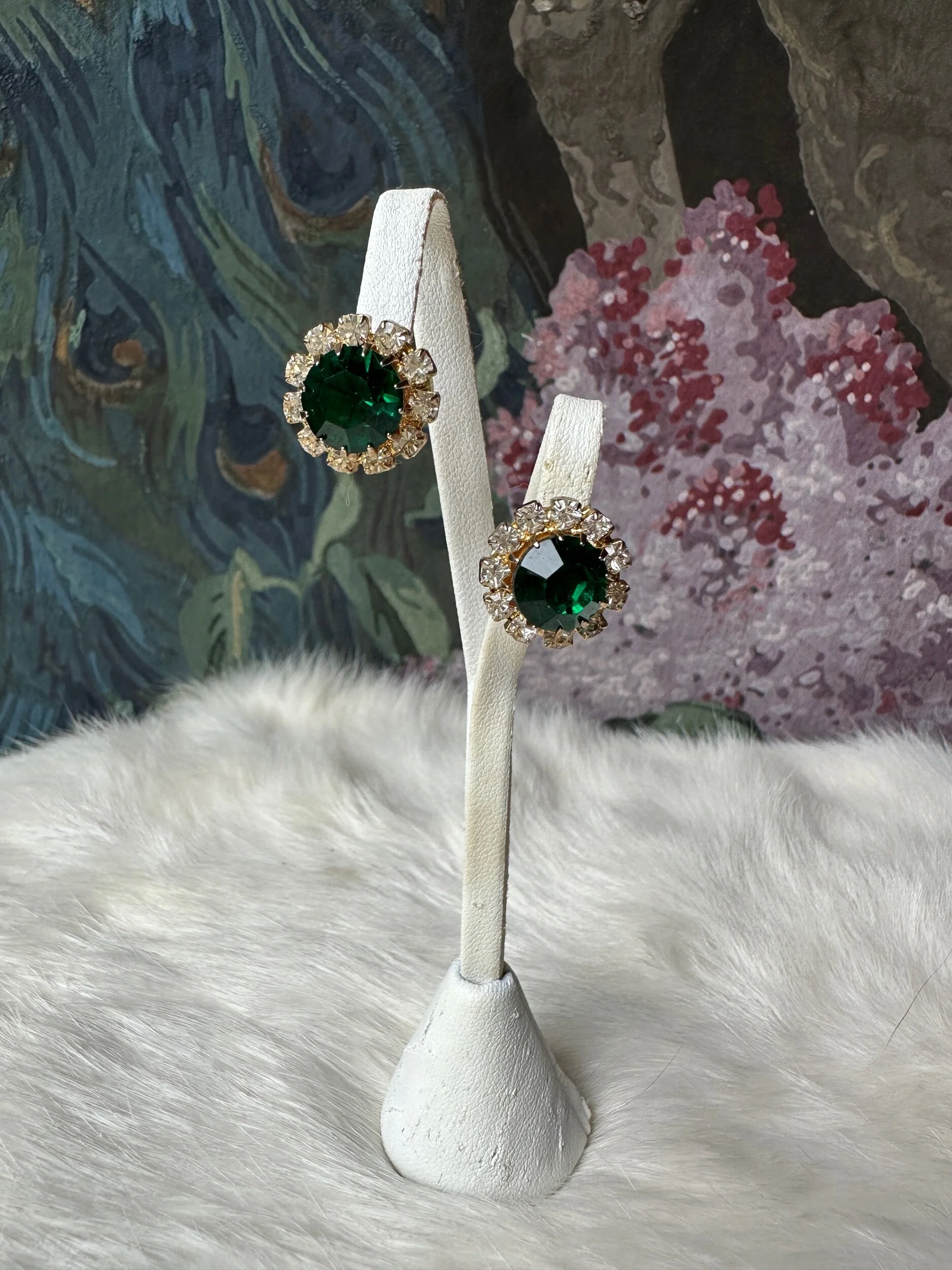 8C43A882-C3F1-42B5-B557-C6FC6741FF4D