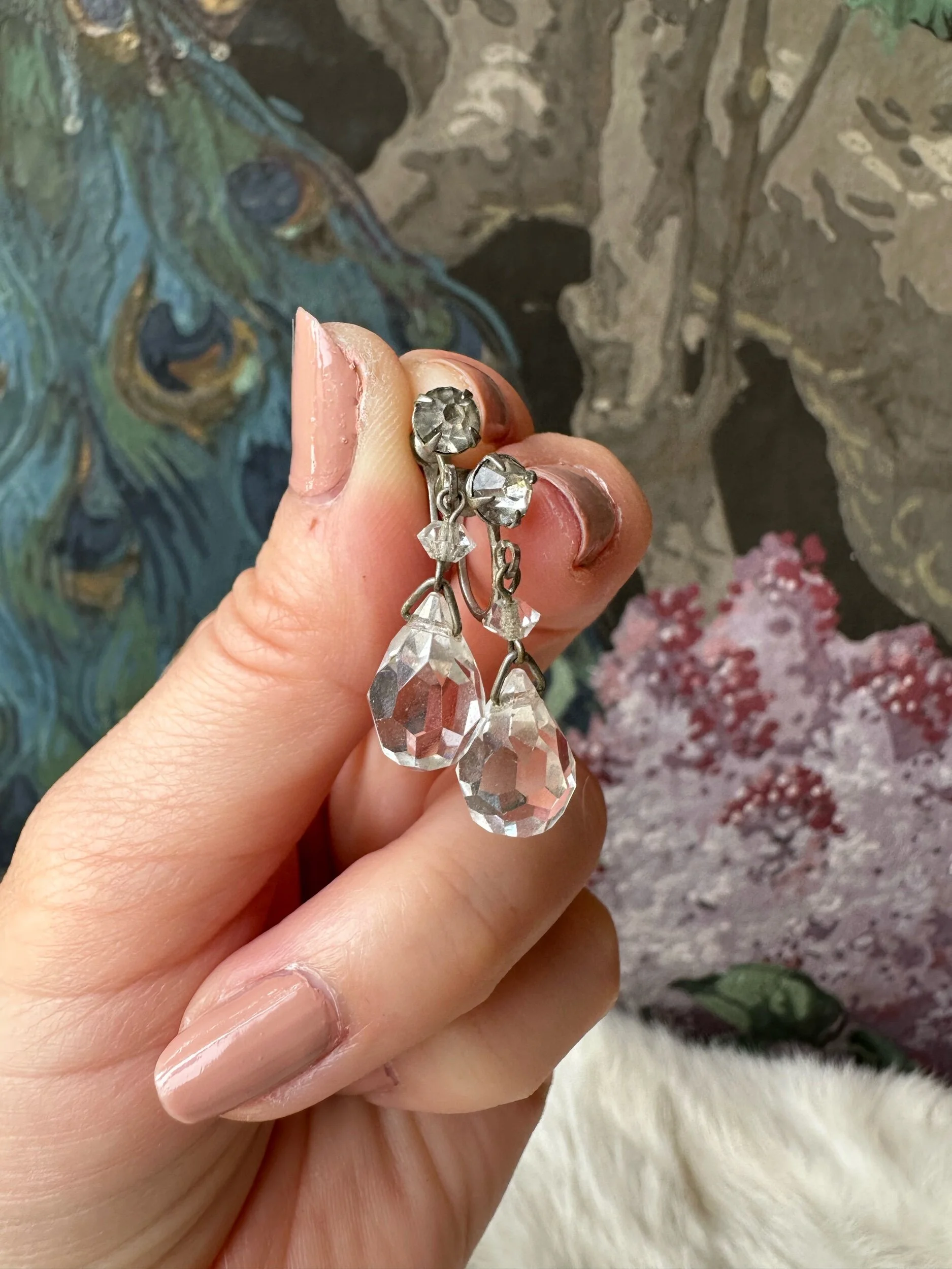 AF778220-2B3C-4BD7-B3E3-28D07A377A9E