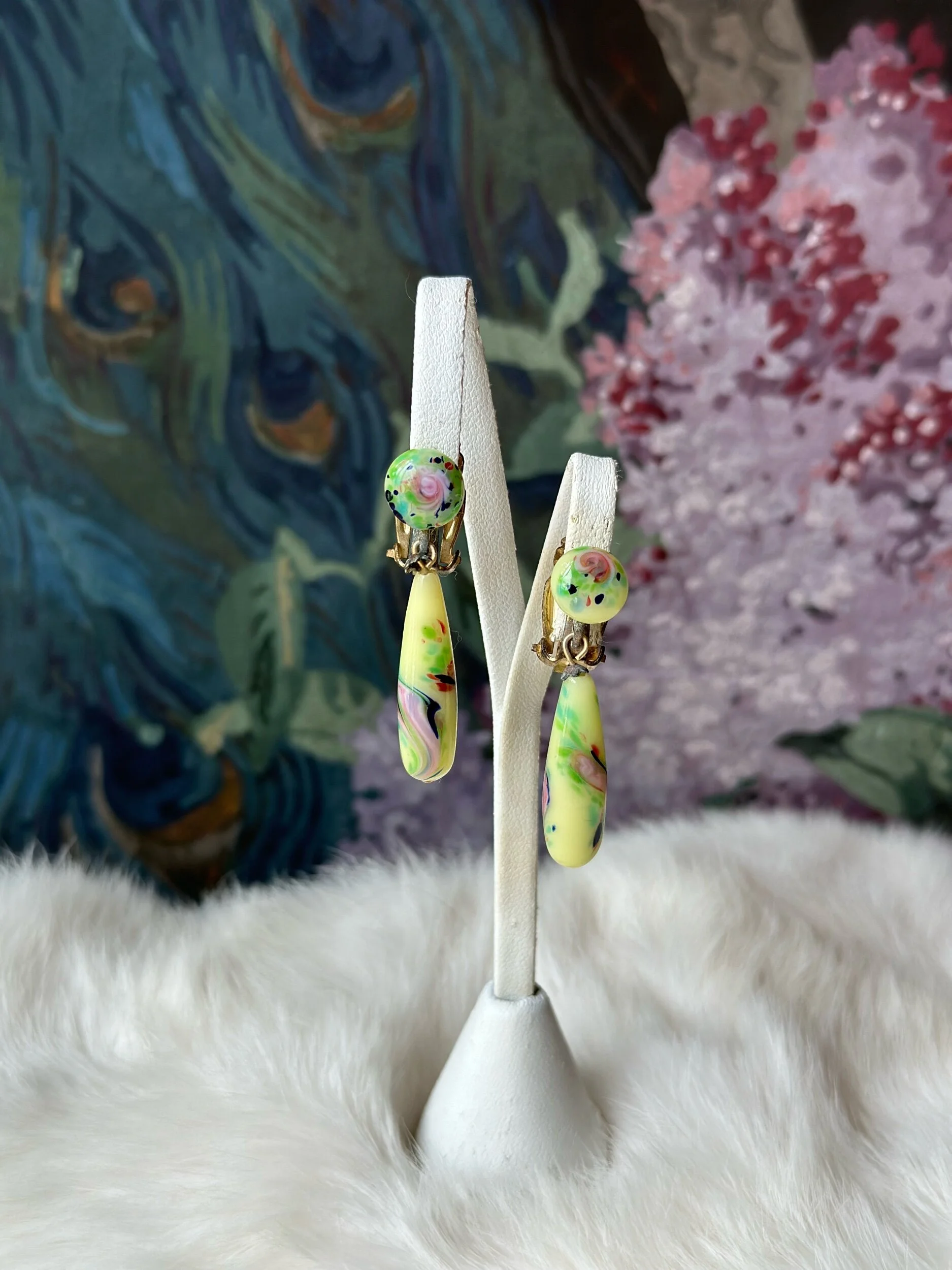 F6FB66DC-EF6F-43EA-BC4F-4EC703E049D3