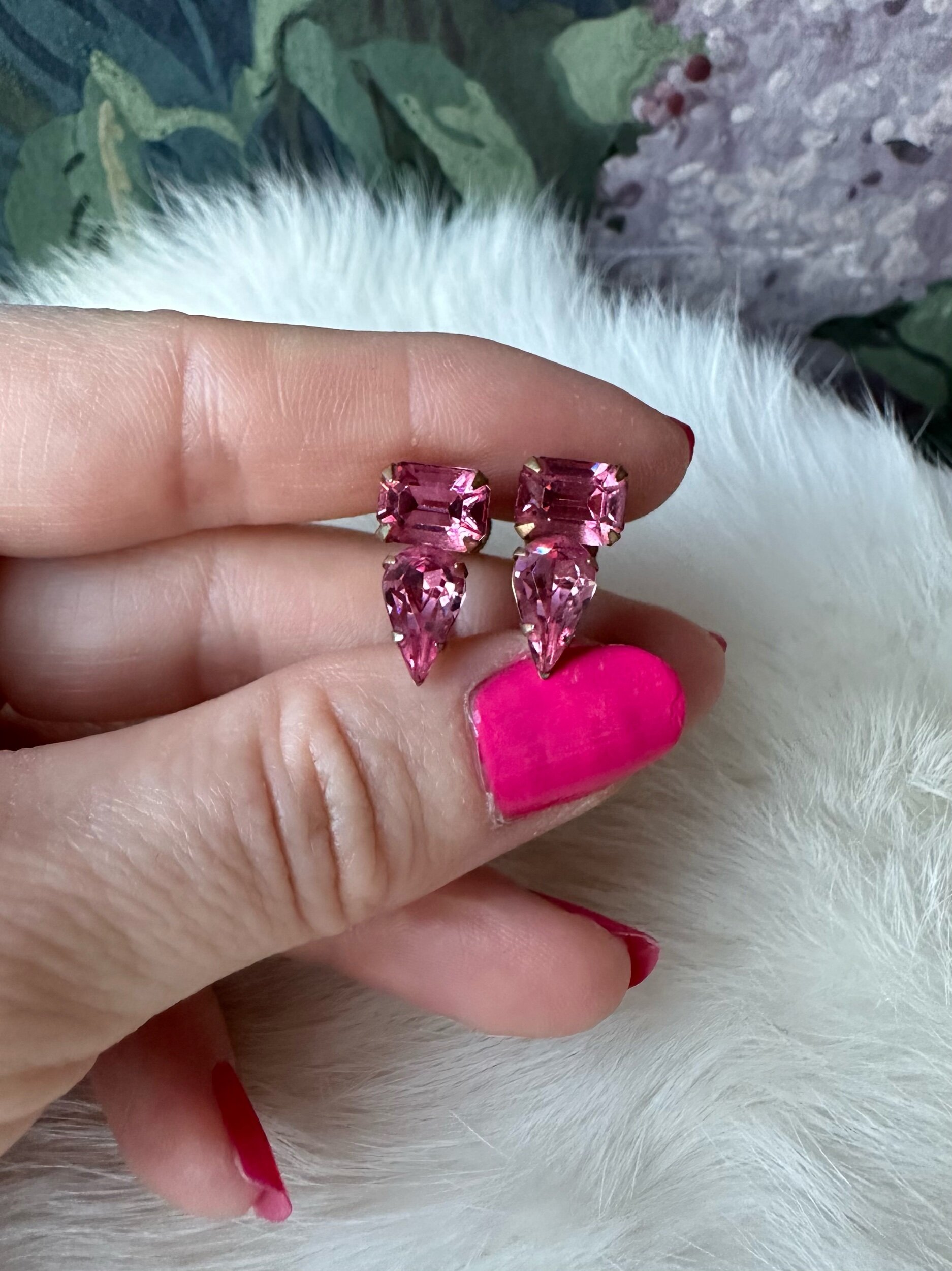 3A0C8F48-F85E-4FFD-8249-C5957B5D732B