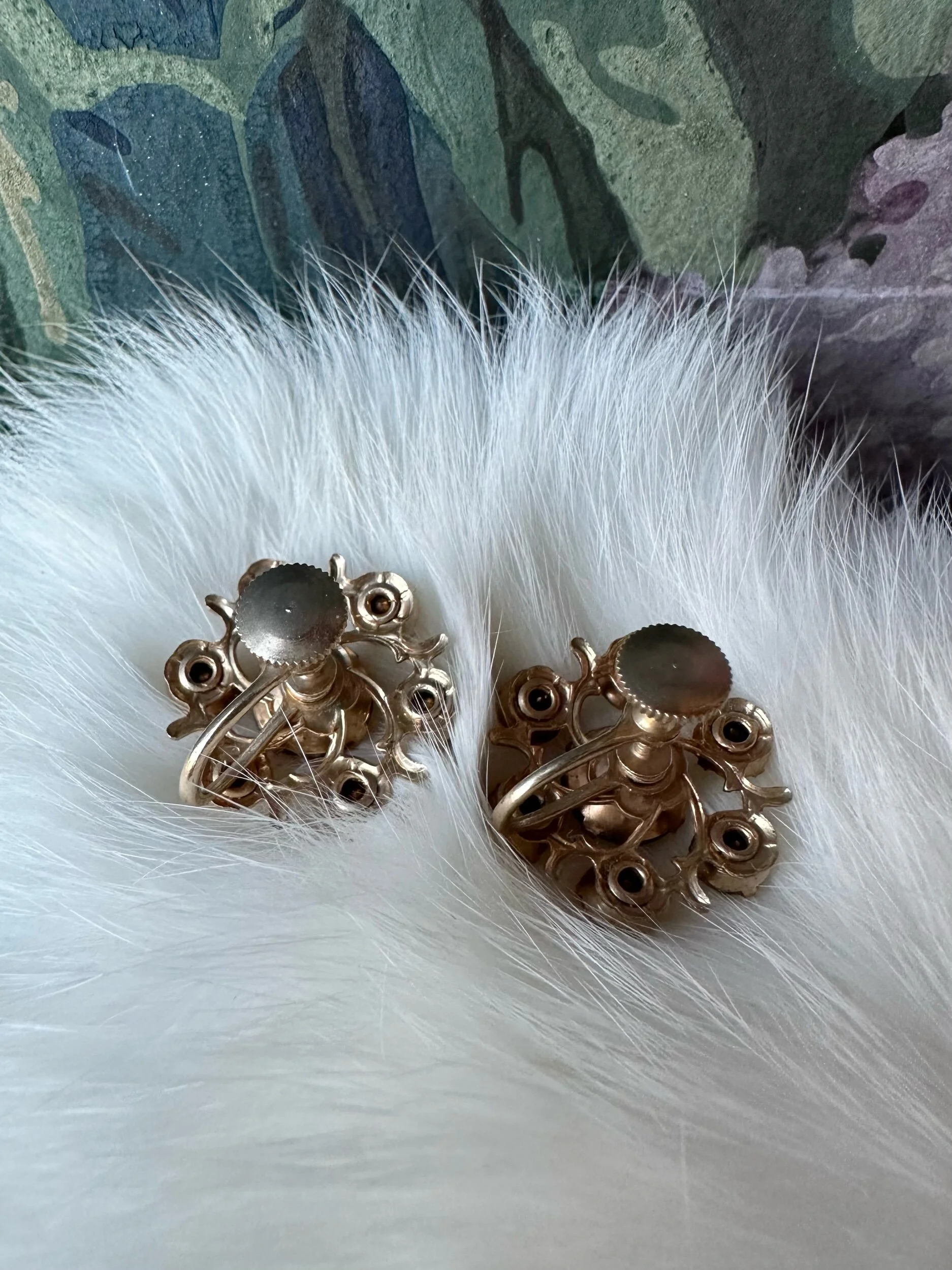 DCC4D297-8C0A-41D8-B1AF-07C571E96BF3