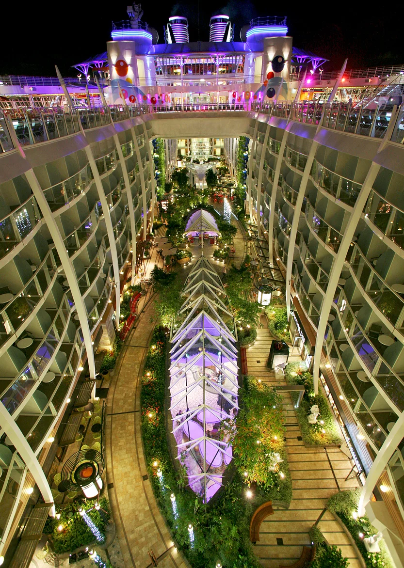 Oasis of the Seas_FP025.jpg