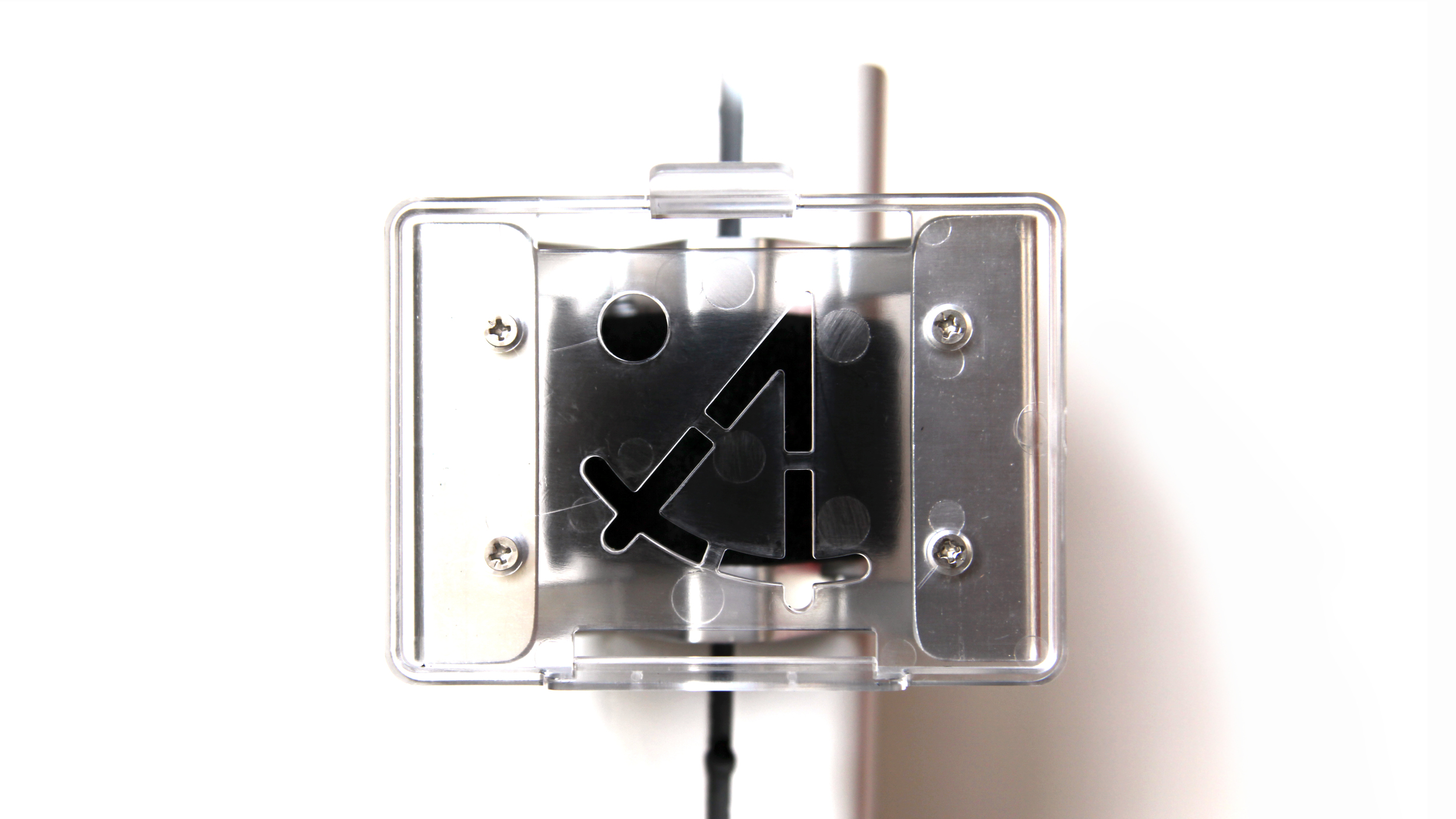 plastic mount-front.jpg