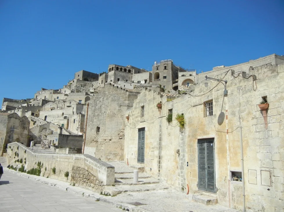 mb puglia - 1101 matera - sassi.jpg