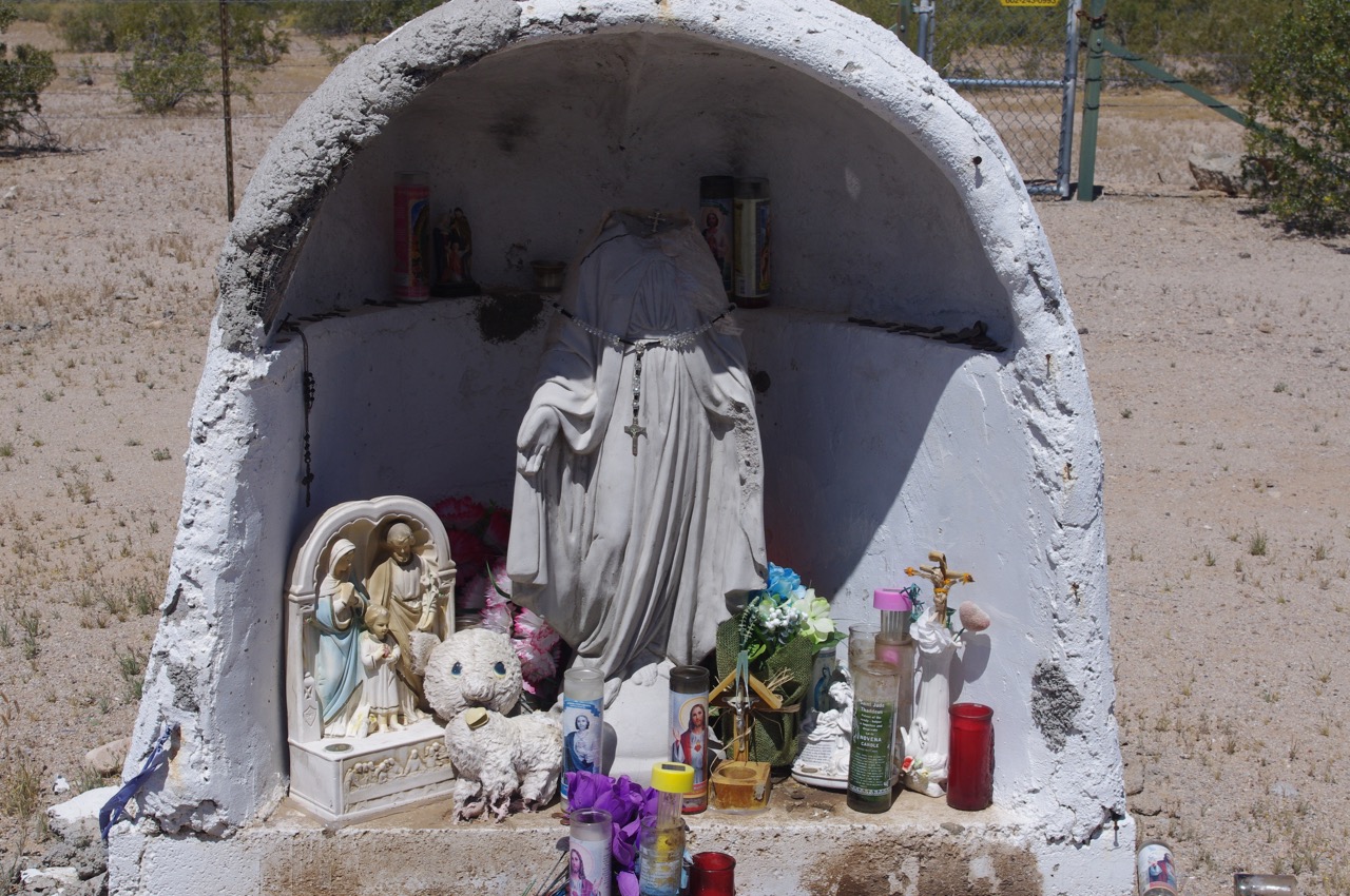 We also found this roadside shrine along highway 79. One sees these every so often on various roads through the desert.