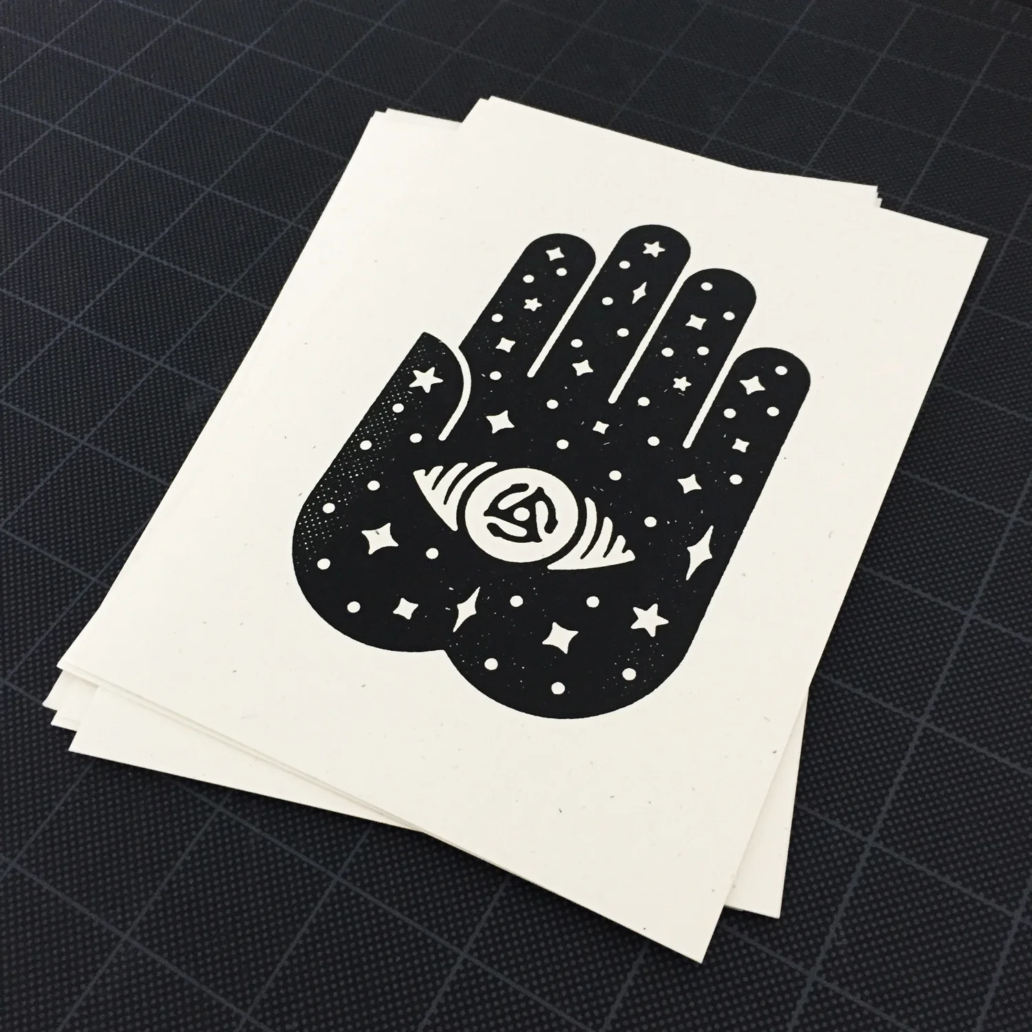 Spacehand_01.jpg