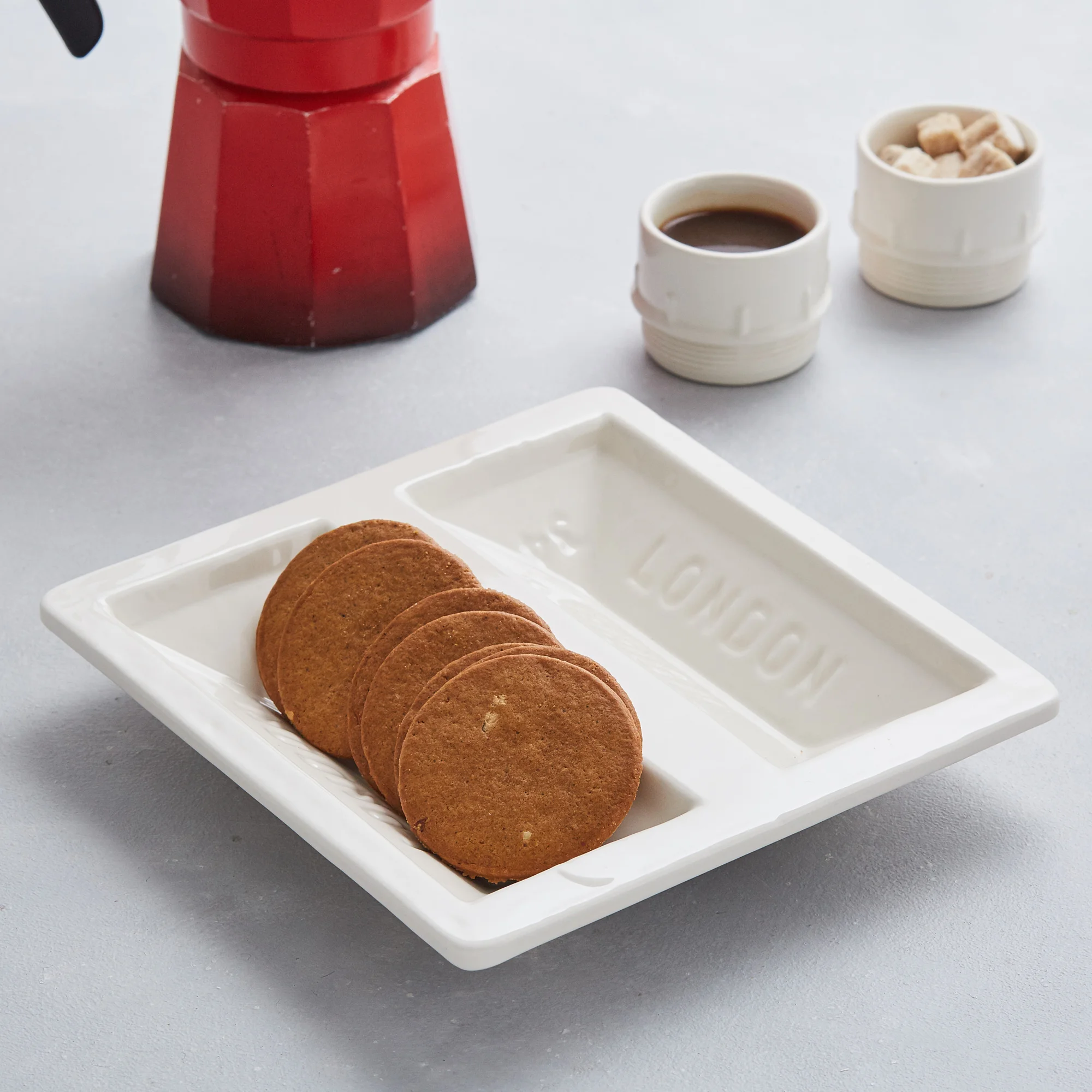 white Brick Dish lifestyle.jpg