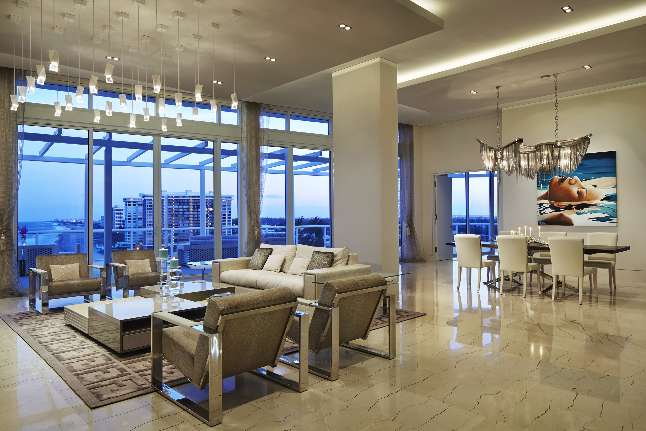 700 Penthouse 03.jpg