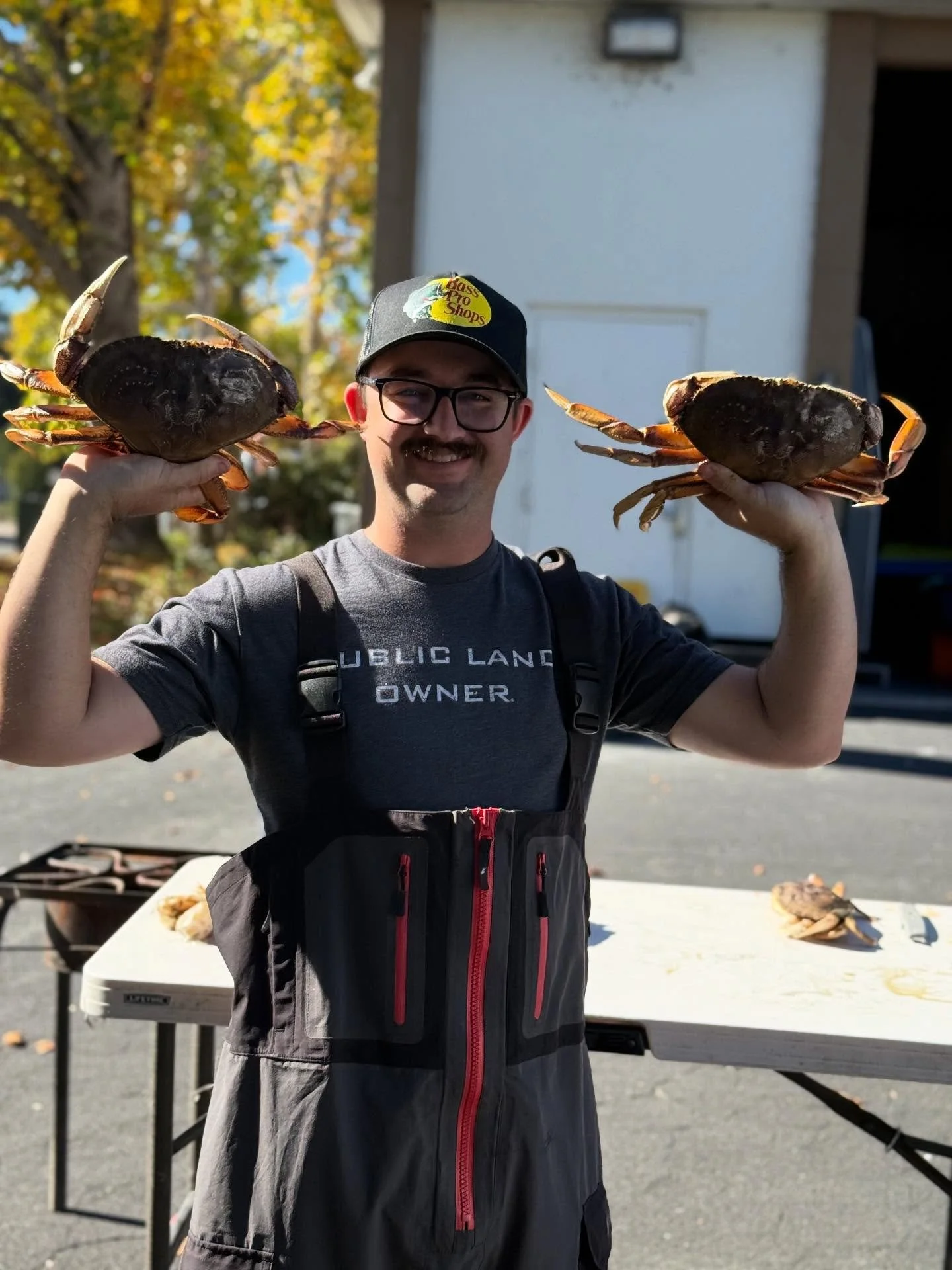 All reports are of exceptional crabbing on the coast. Be safe and get out there while it&rsquo;s still a hot bite! 
#crab #dungeness #dungenesscrab #kayakcrabbing #crabbing #onthecoast #sonomacoast #marincoast #kayakshop #kayakstore #bodegabay #tomal