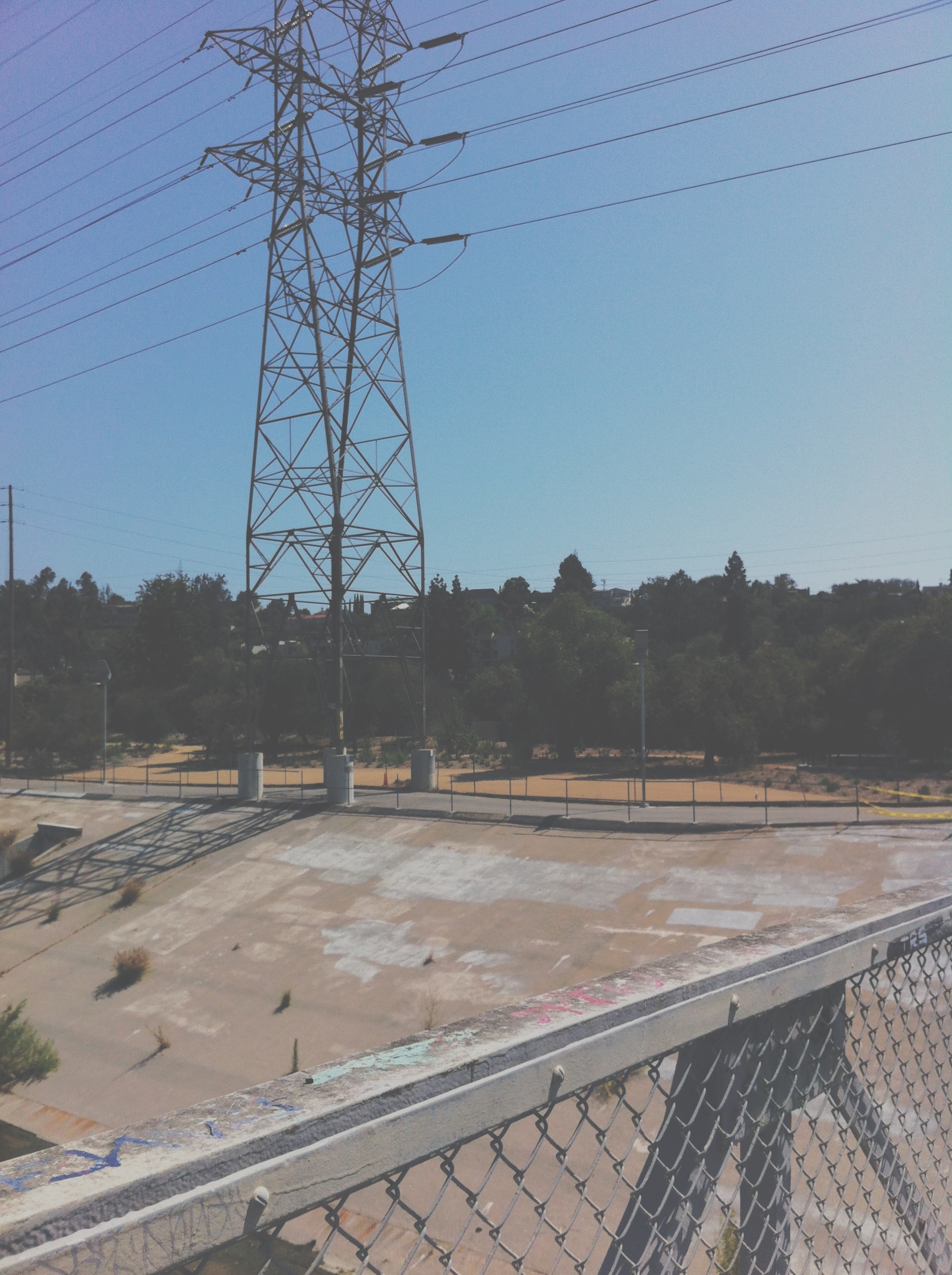 lariver_south.JPG