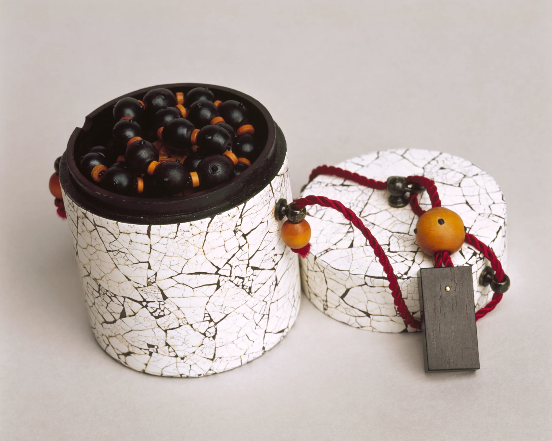 DBeck_PrayerBead_6x9_4_web.jpg