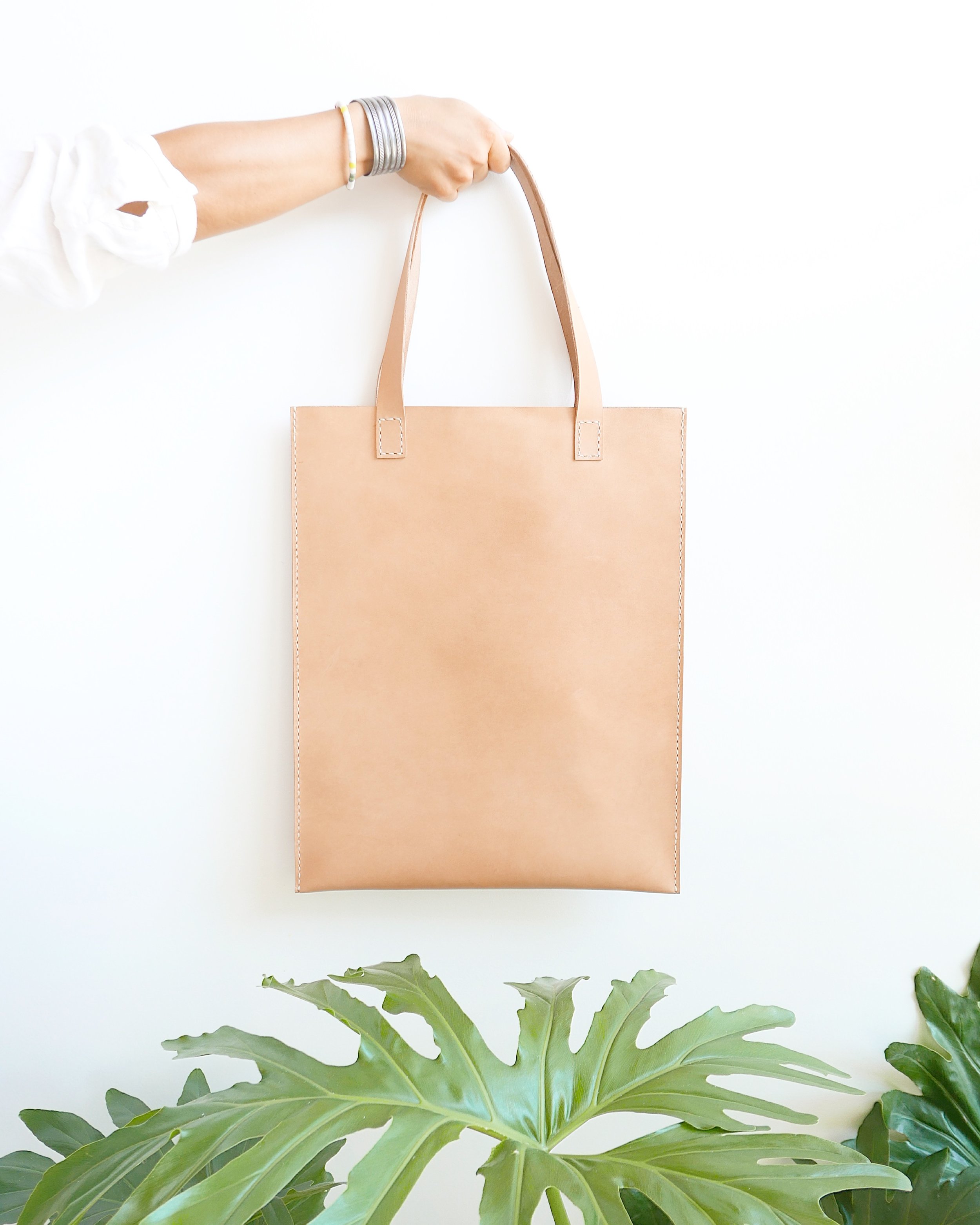 flat leather tote