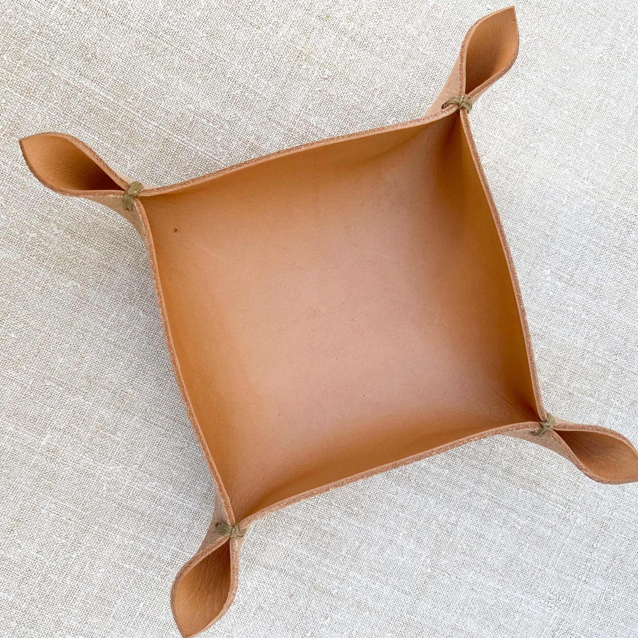 Large Format Tray-02.jpg
