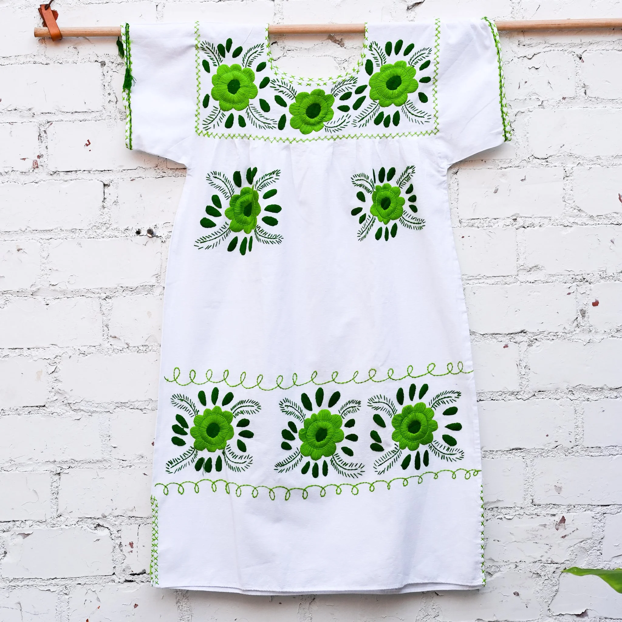 Green Dress-2.jpg