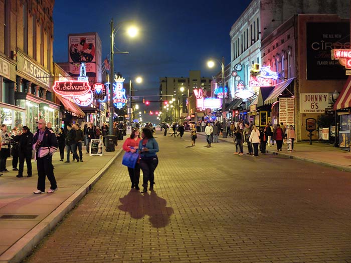 Beale Street in Memphis at night