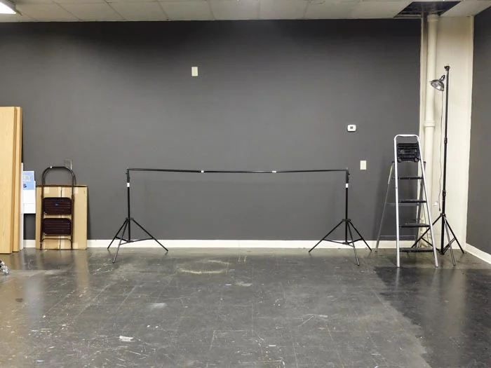 Savage background stand setup up. I tape the joints do the bar doesn't collapse when I slide the paper on.