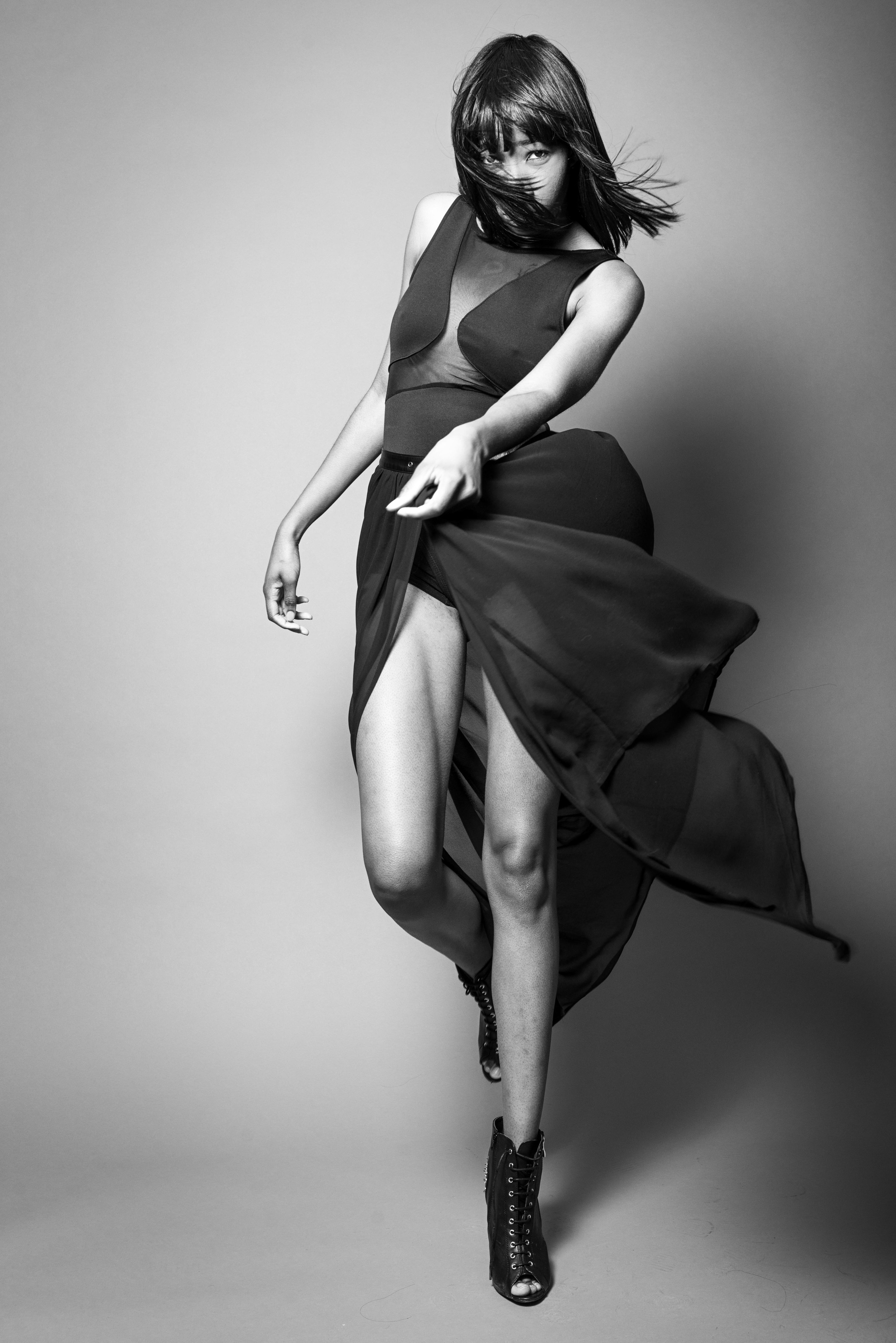 Model Jasmine Bynum from Chicago graced my studio. Long and tall, she had skills