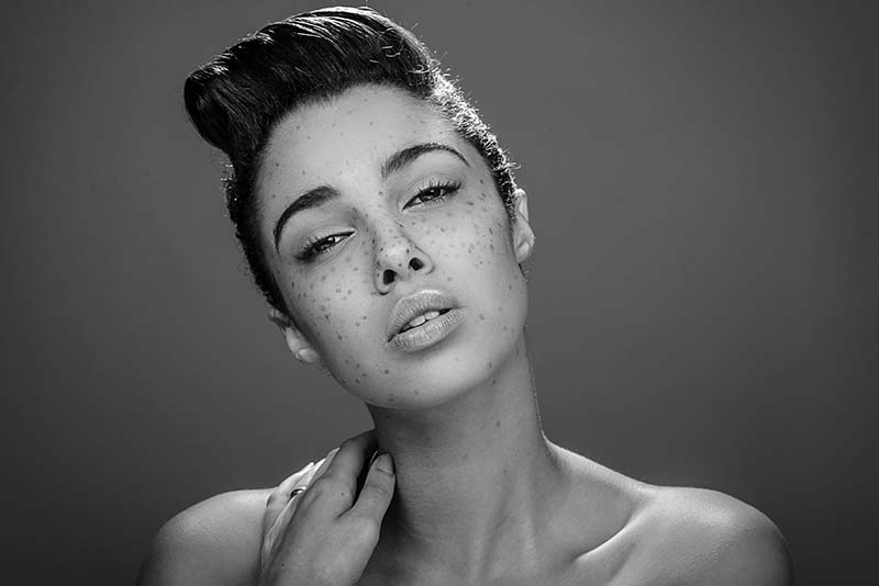 Model Katherine Gulling with freckles via makeup
