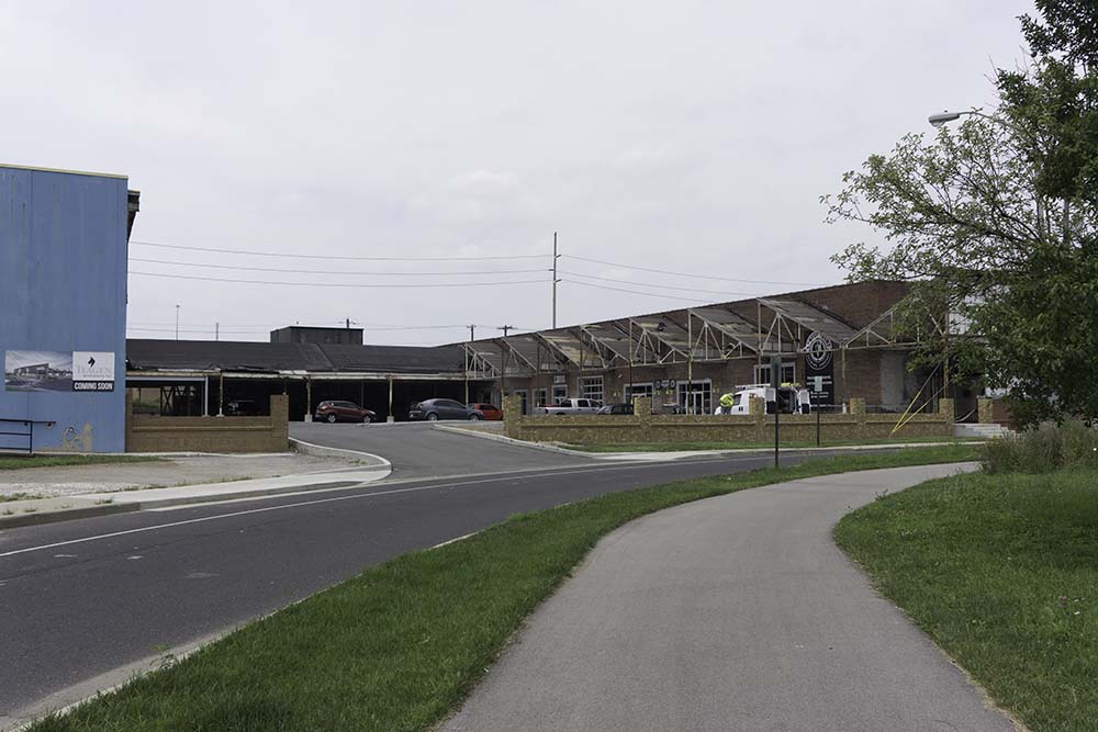 Go past the first parking lot that is on your left. If you park here, you'll have a long walk to the Studio entrance