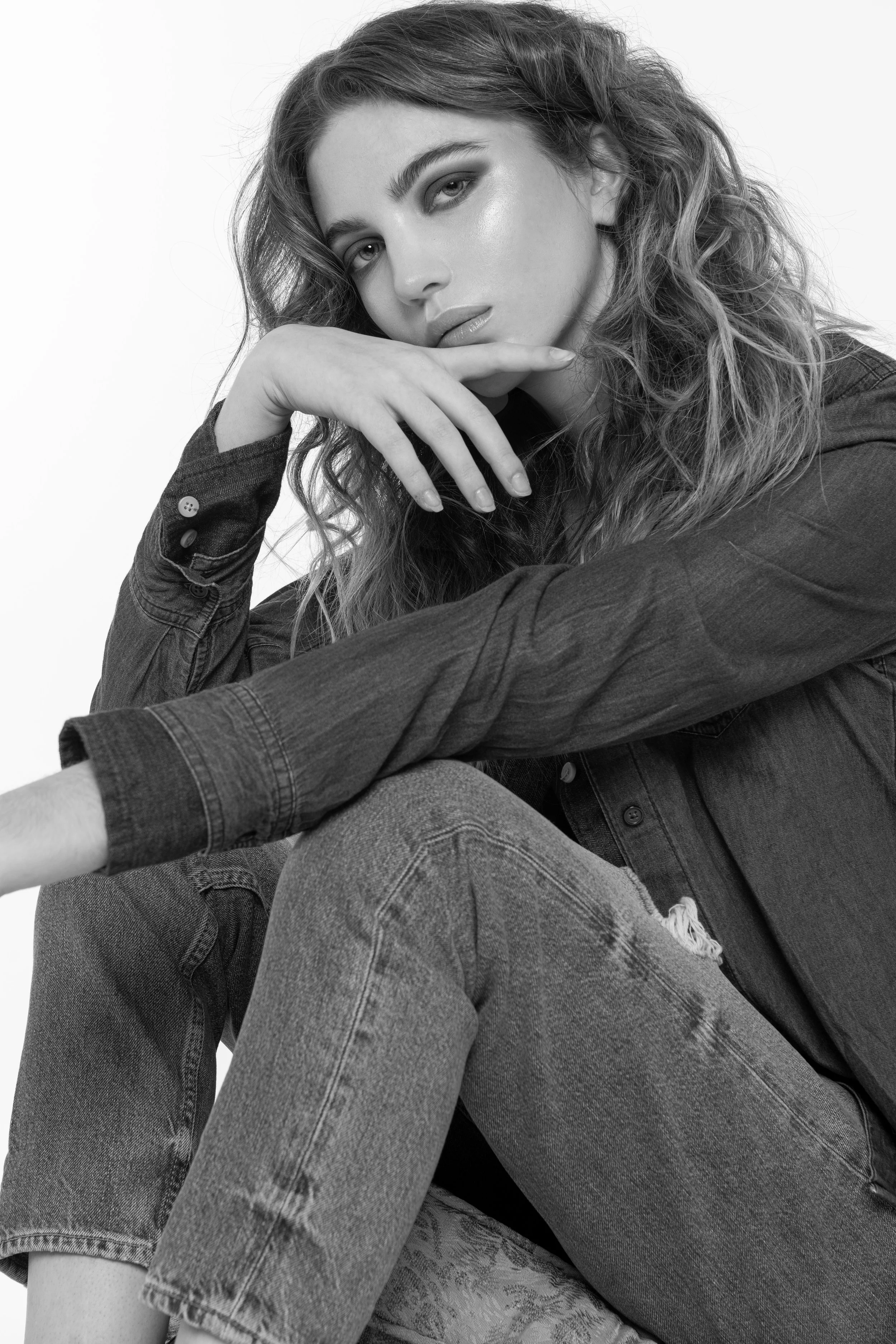  Model | Hannah Clark  Agencies | MA - LModelz Model Management, One Model Management  HMUA | Emmy Elle  My Agency | Aesthetic Artist Agency  Location | M10 Studio, Carmel, IN 