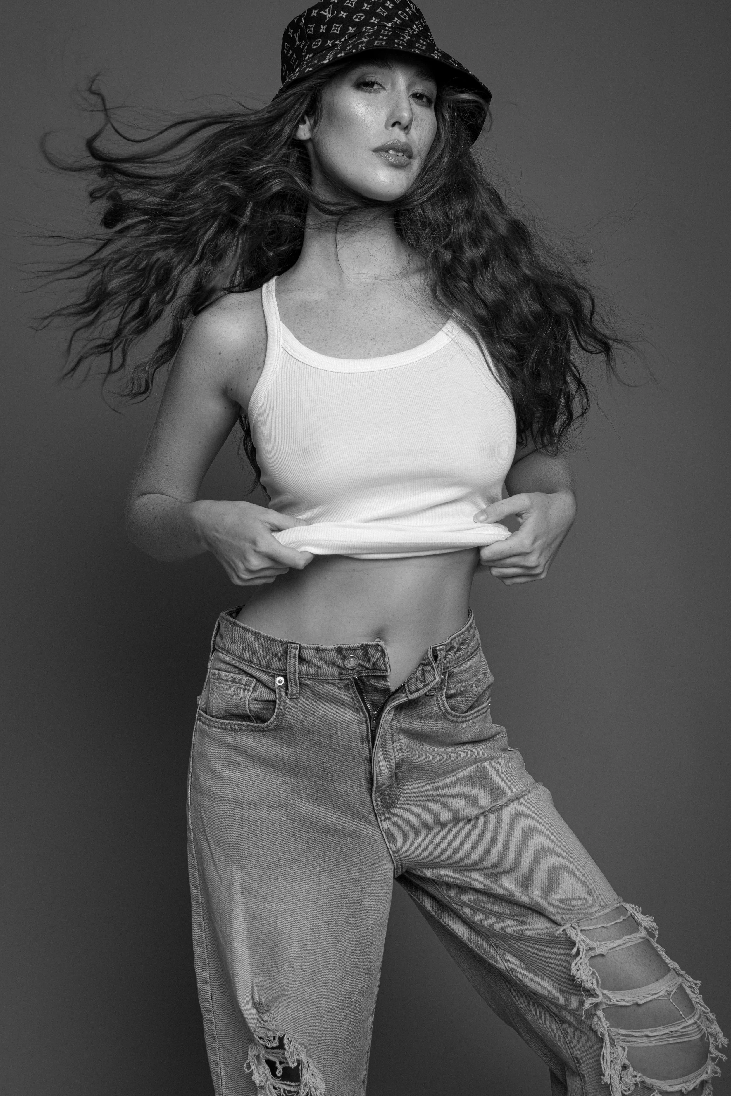  Model | Willa Prescott  Ph | Steve Brokaw  Agency | Aesthetic Artist Agency  HMUA | Emmy Elle  Location | Studio E, Carmel, IN 