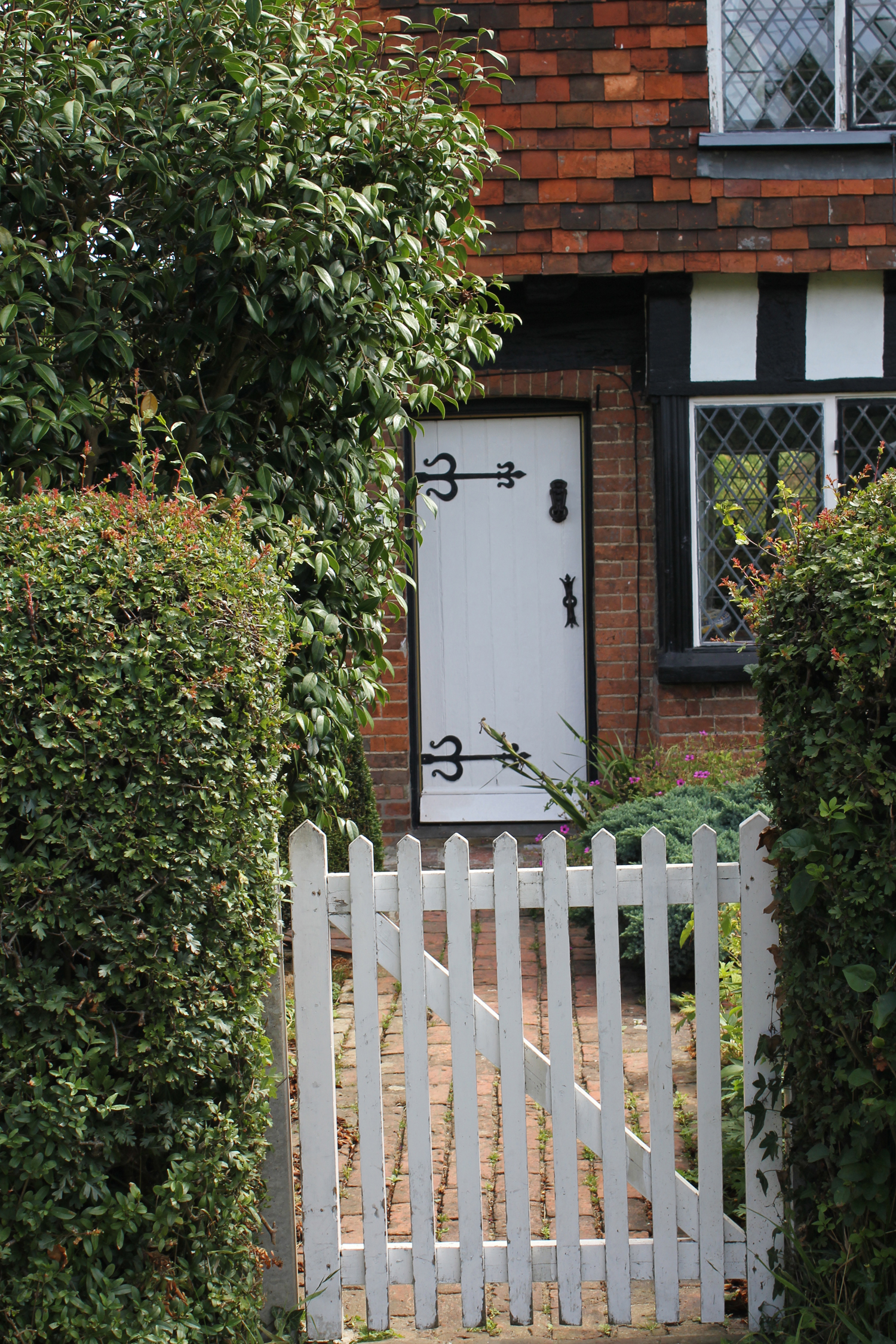 Barrack Cottage Gate 