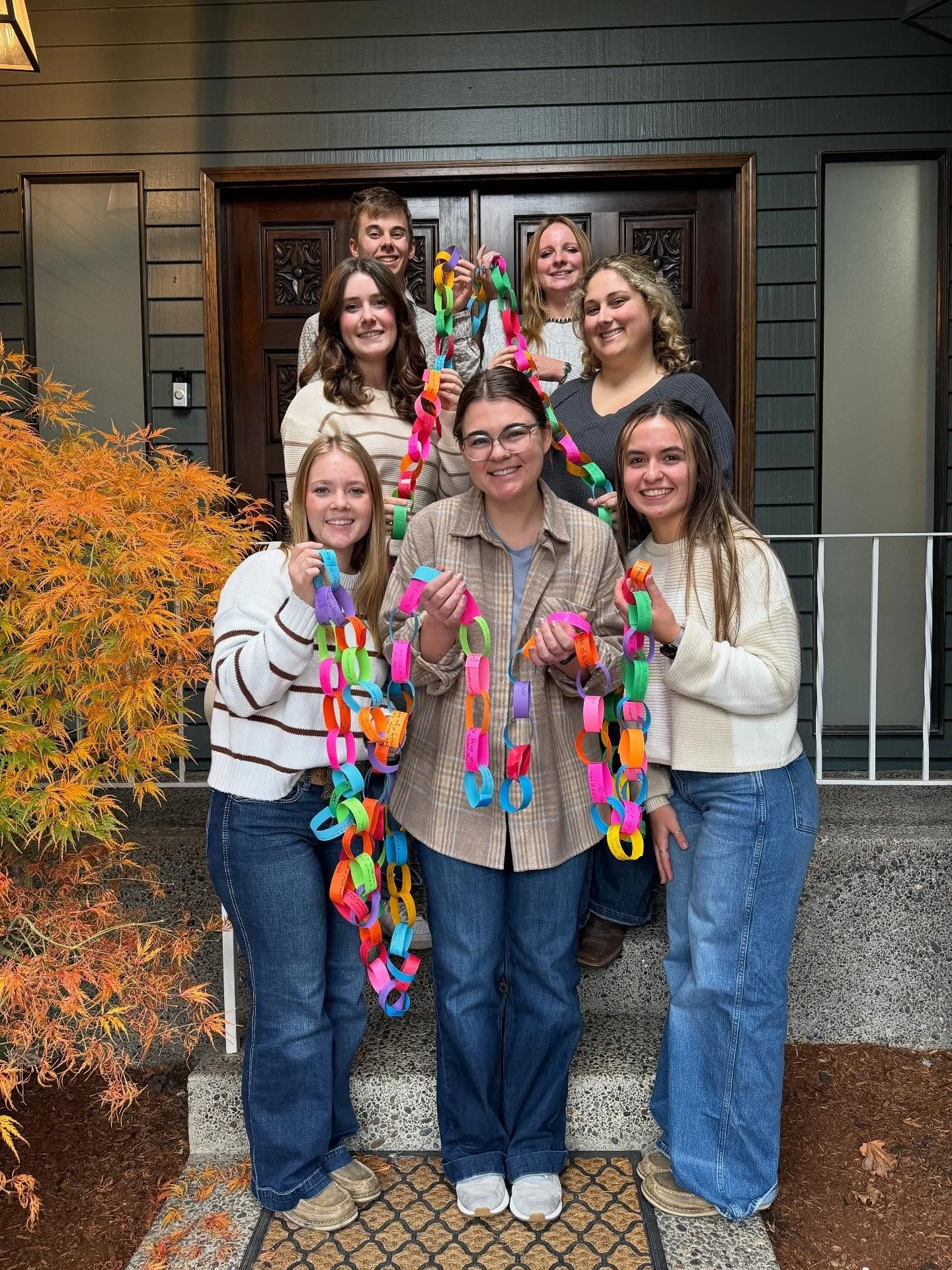 Check, check, and double check! ✅

Washington FFA state officers completed their final training with Lauren Bigler, National FFA facilitator this weekend. Checkpoint #2 was all about speech development and delivery in preparation to engage FFA member
