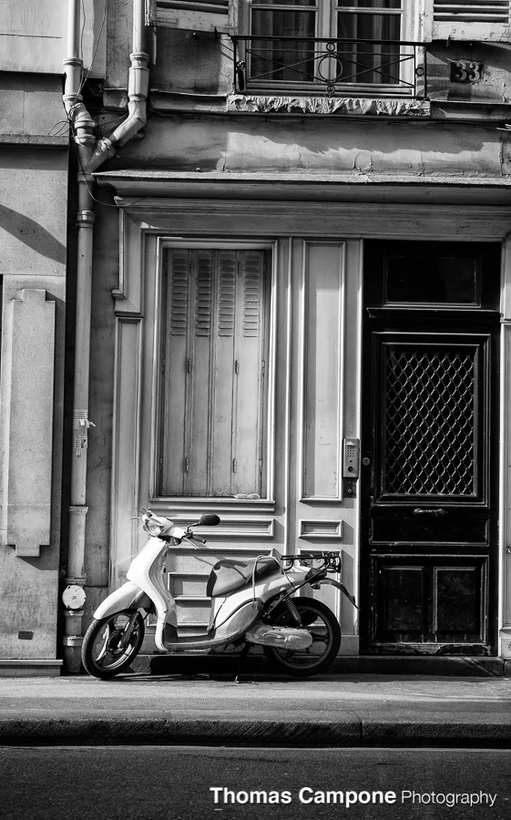 French Scooter 1/1000 Sec - f4.5 - ISO 400 - 70mm