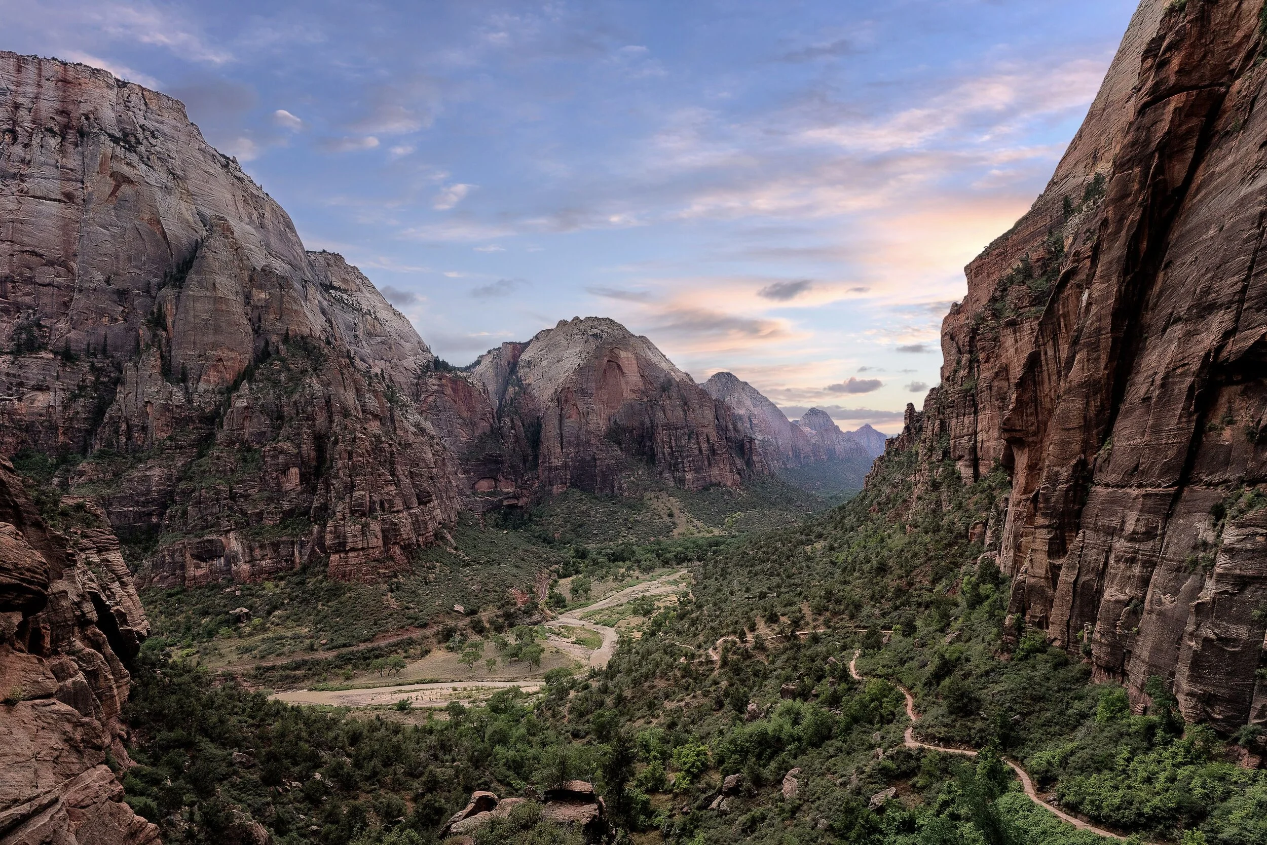 The Snaking Trail to Angel's Landing.jpeg