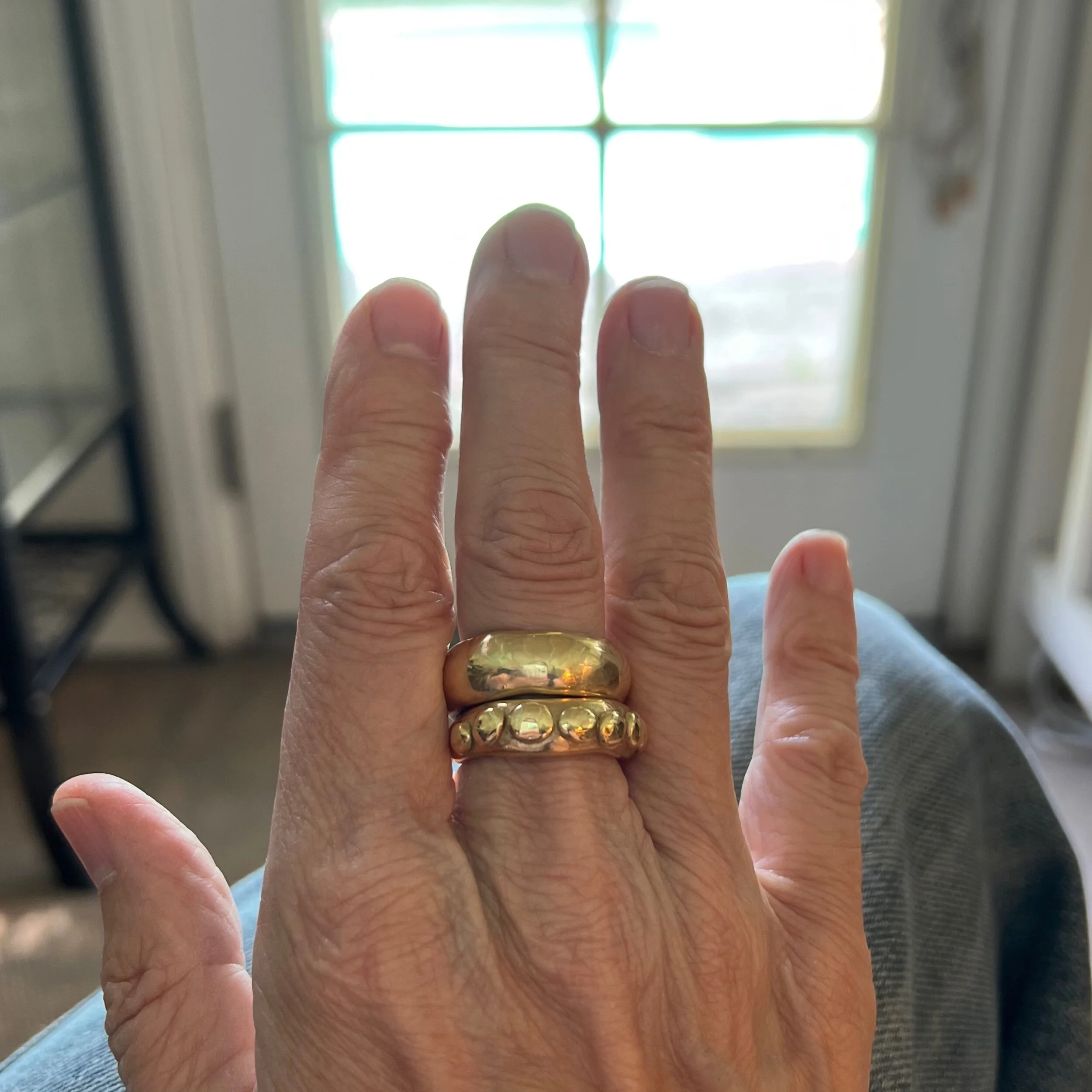 6D7B5210-9481-464E-88CB-D656AD125478