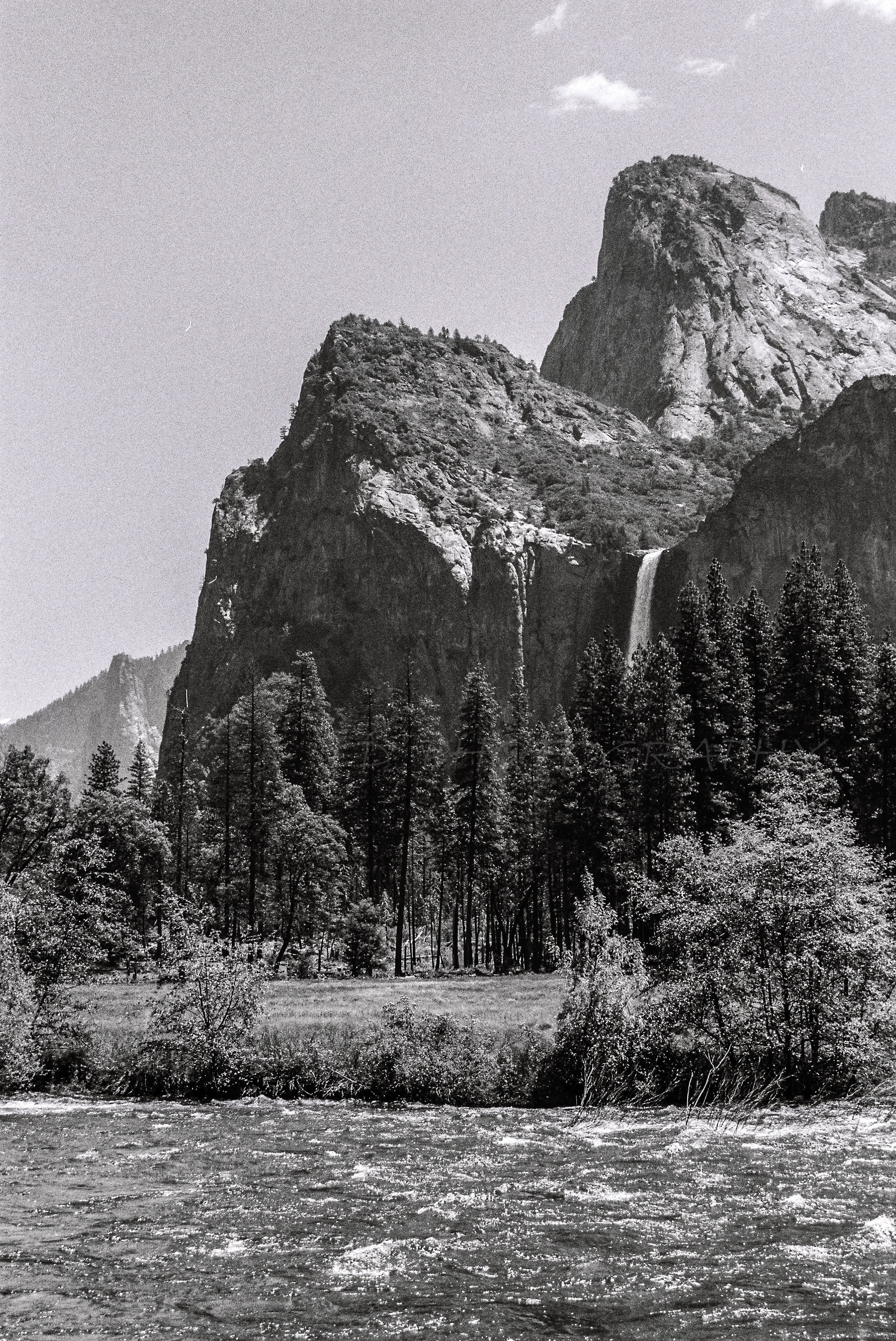 Cathedral Rock - Yosemite f.jpg