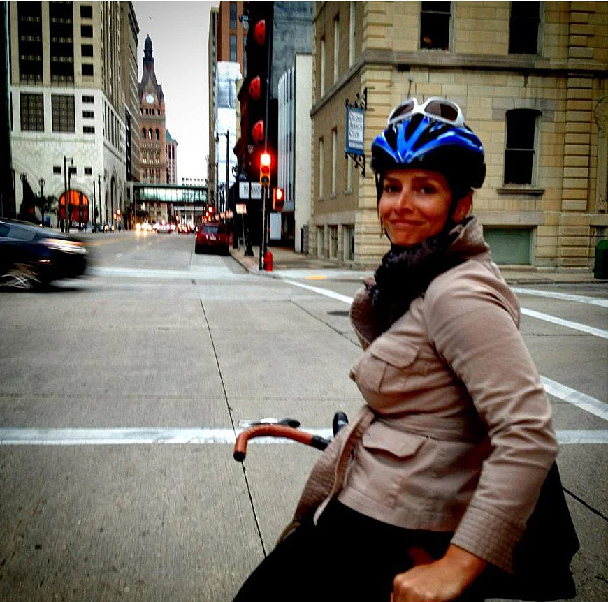 Joceylyn riding through Milwaukee’s Historic Third Ward. Photo: Lisa Snyder