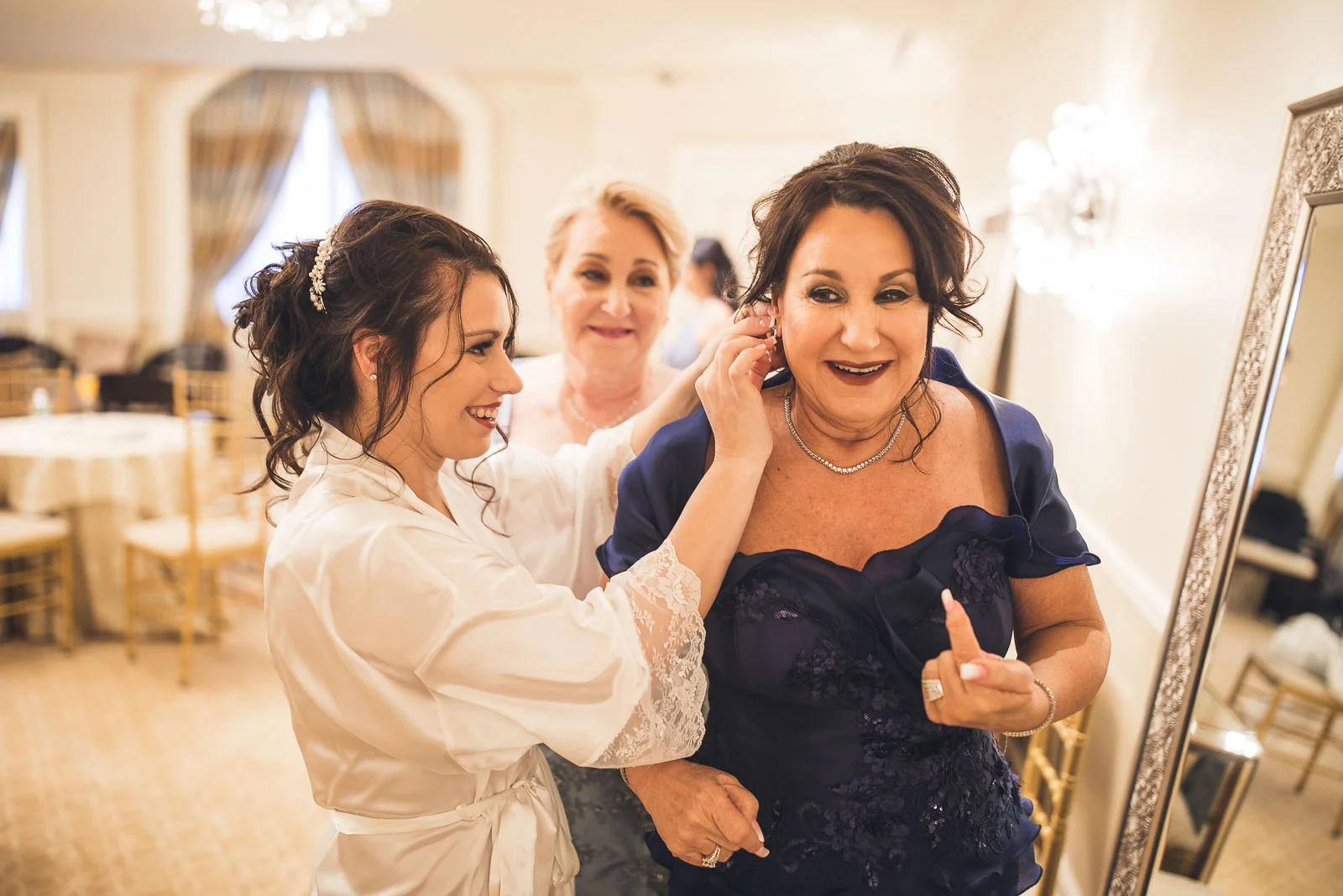 Grove Bride helps mom