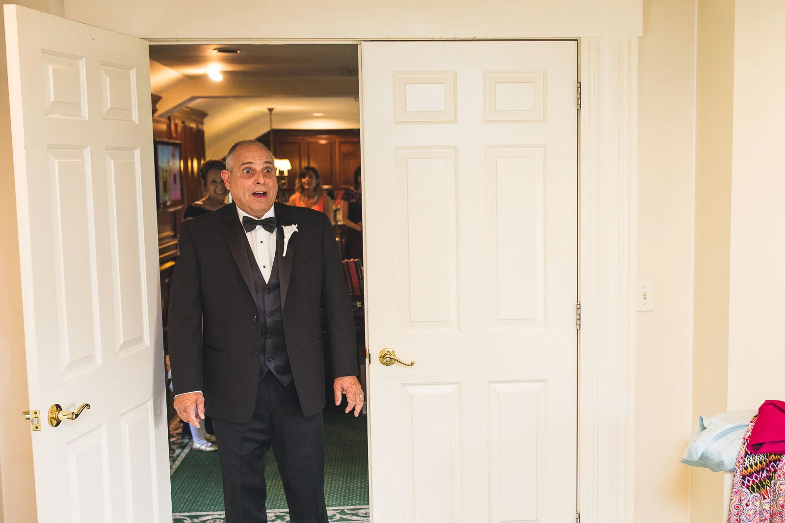 Father sees Bride for the first time