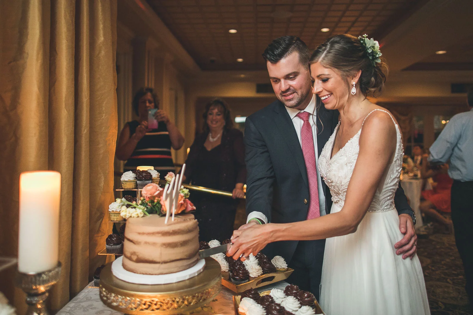 Cake Cutting Wedding