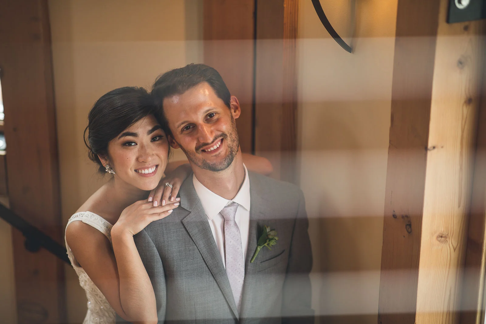 Wedding Couple Rock Island Lake Club