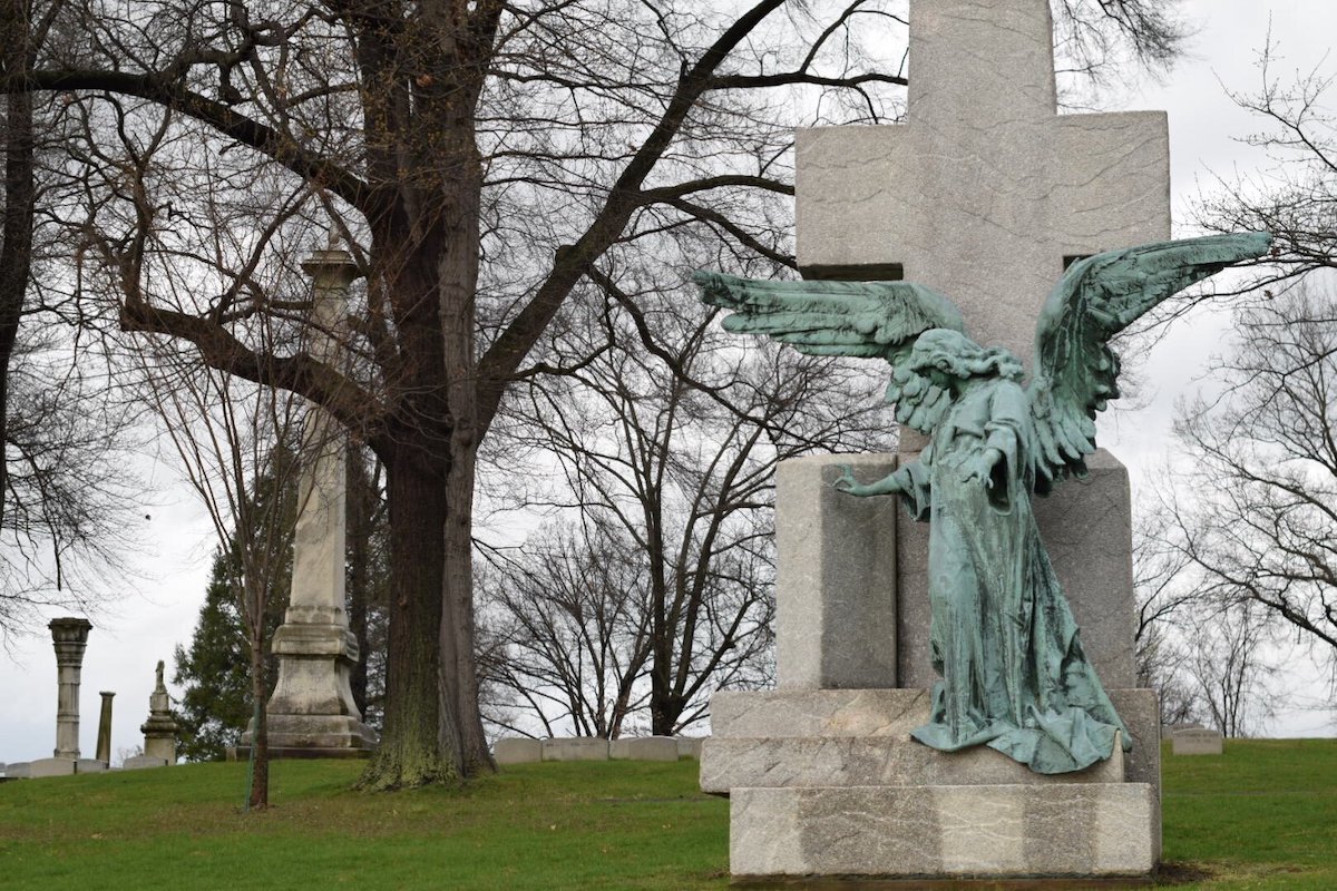 10 Dos And Don’ts Of Delivering Messages From Spirit