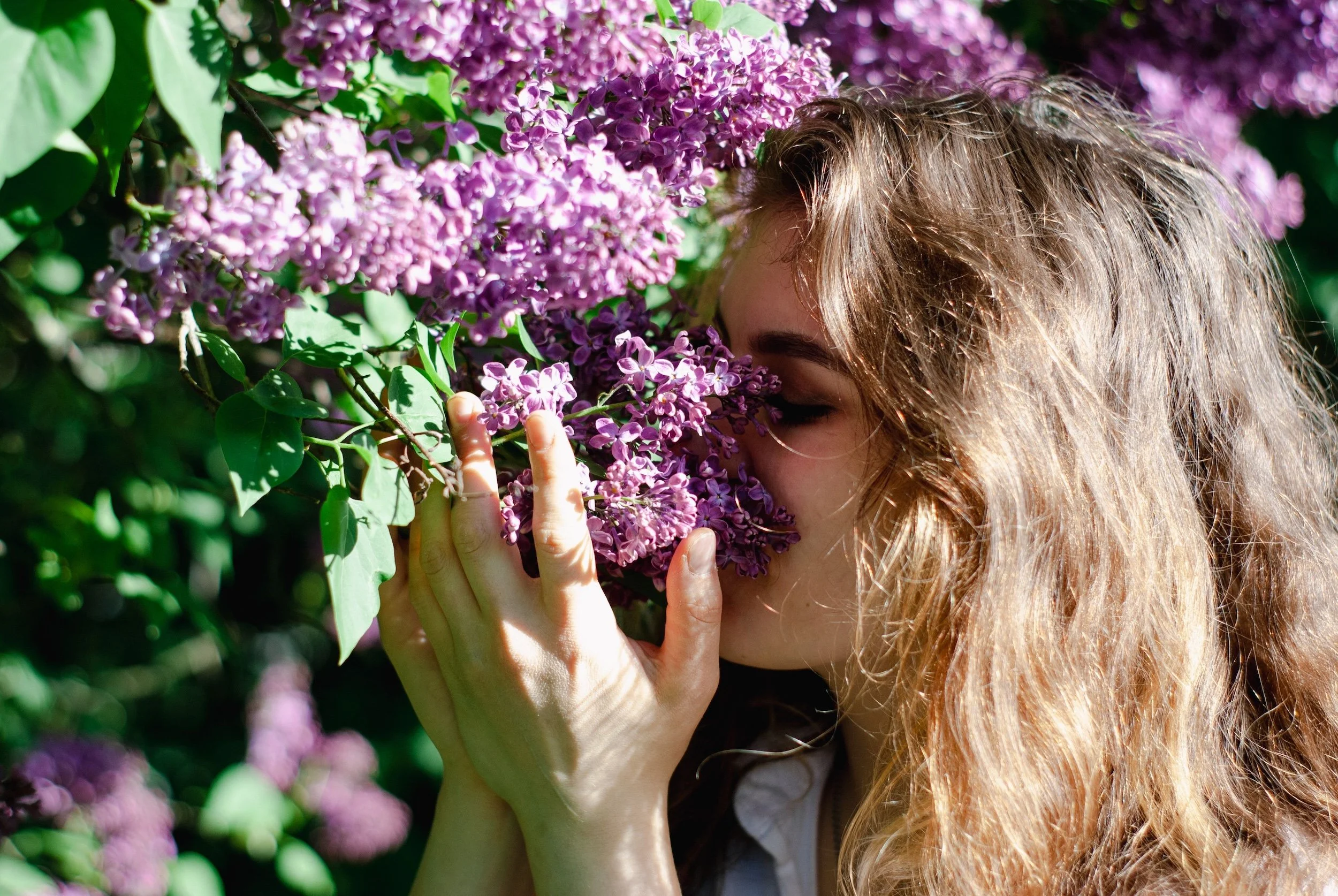 What Is Clairalience? 3 Ways to Develop This Psychic Gift