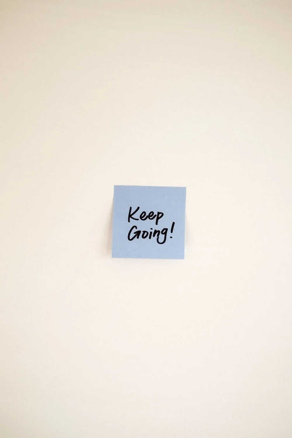Keep going post it by Airam Dato-on Pexels