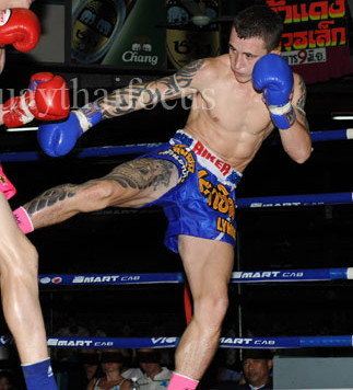 Ethan Lynch representing Rikers Gym fighting at the original Lumpinee Stadium 2009