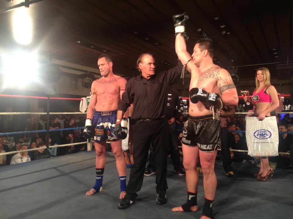 Charles wins via elbow KO vs Chris Bradford for Commonwealth title in Melbourne.